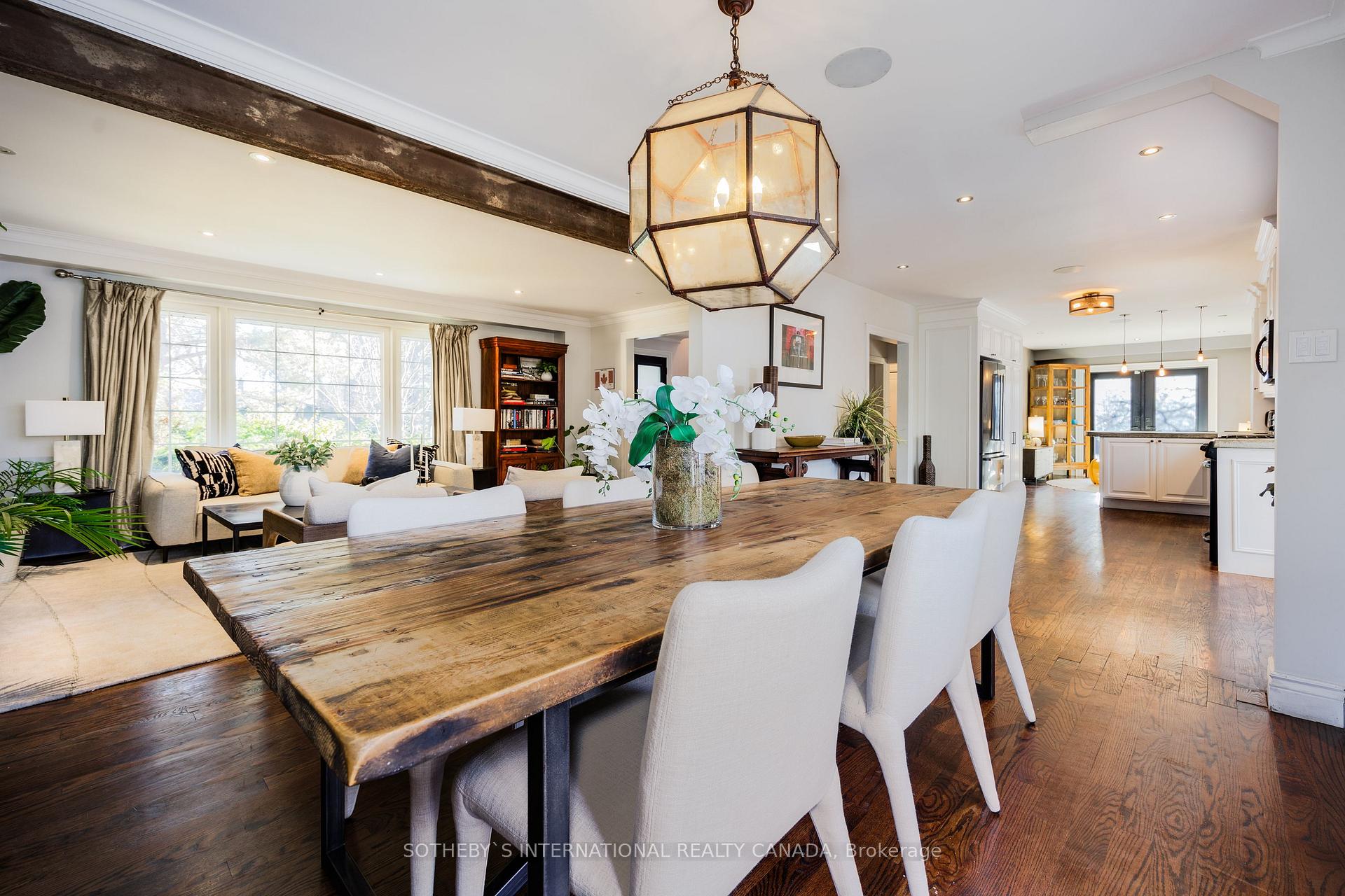 Photo 11 of 57 Sandringham Drive, Toronto, Bedford Park-Nortown — HOMEH
