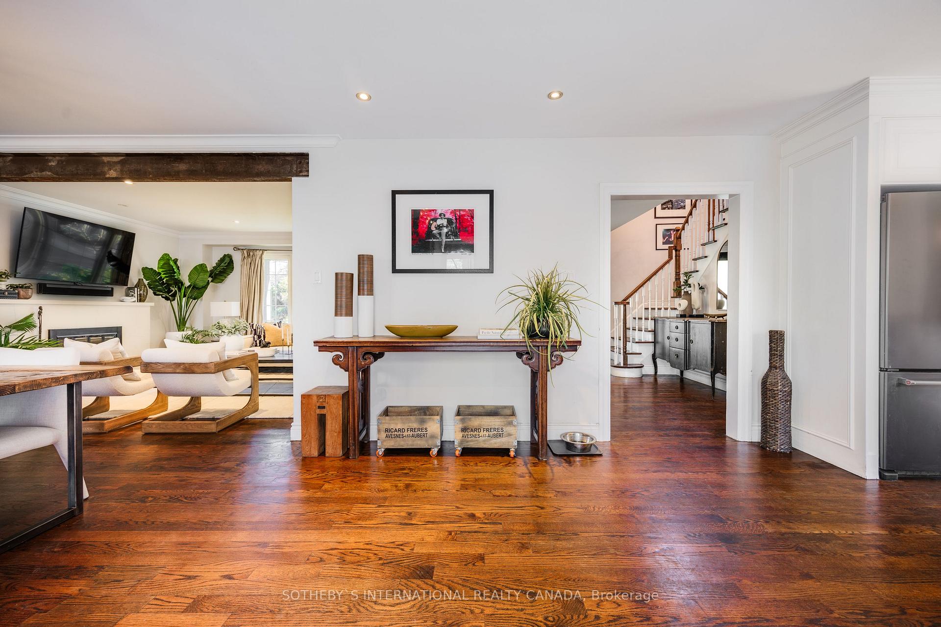 Photo 12 of 57 Sandringham Drive, Toronto, Bedford Park-Nortown — HOMEH