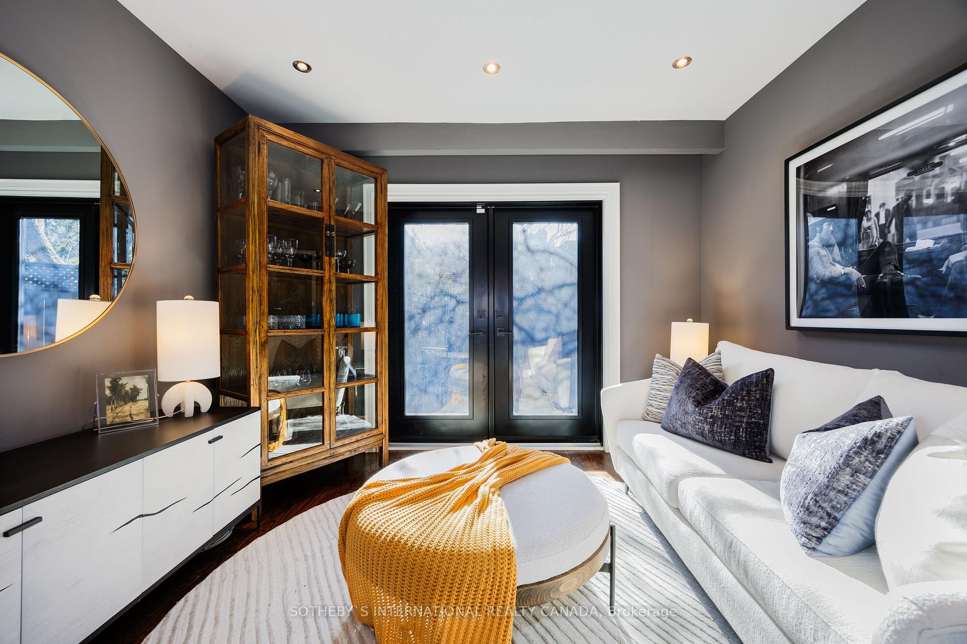 Photo 17 of 57 Sandringham Drive, Toronto, Bedford Park-Nortown — HOMEH