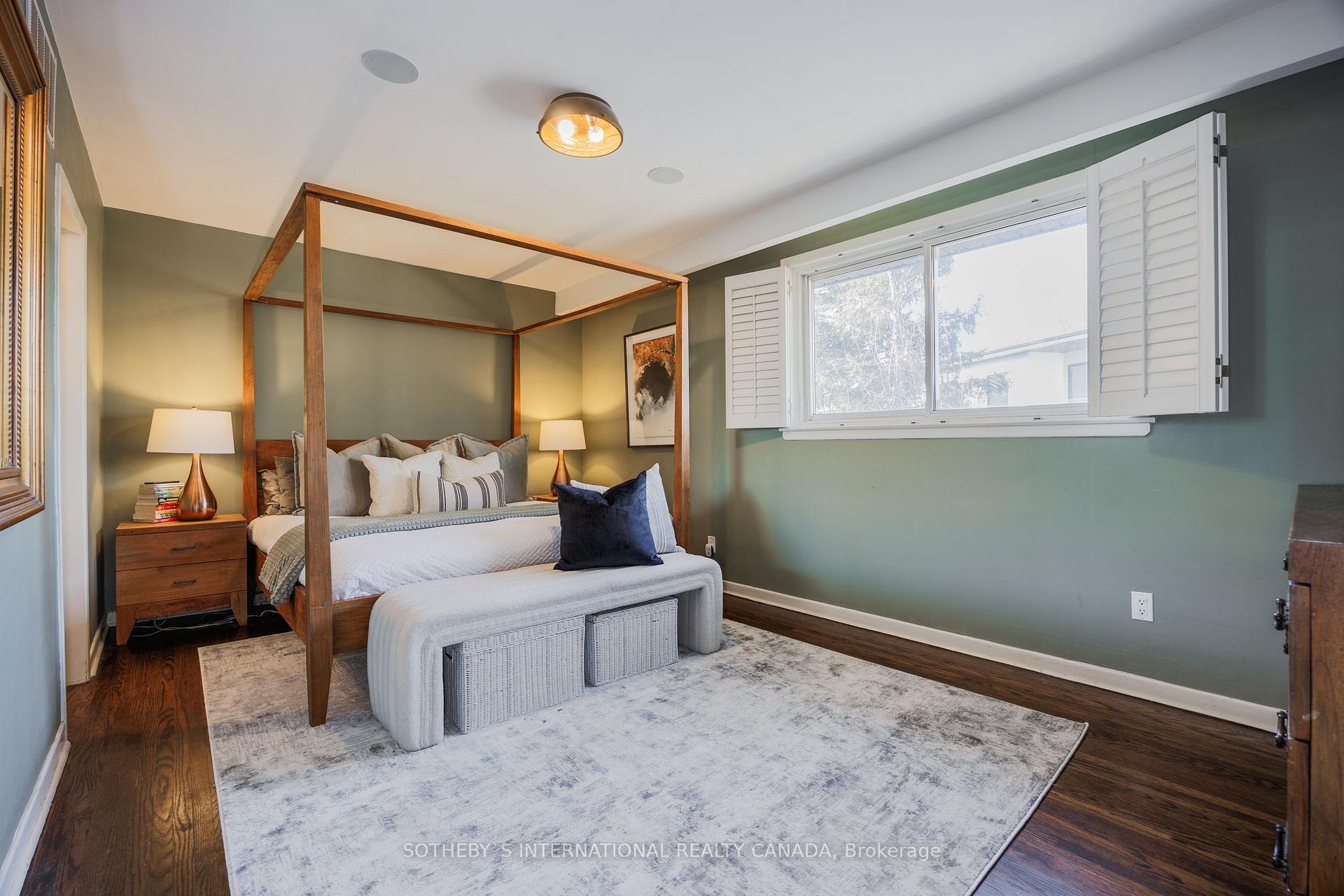 Photo 23 of 57 Sandringham Drive, Toronto, Bedford Park-Nortown — HOMEH