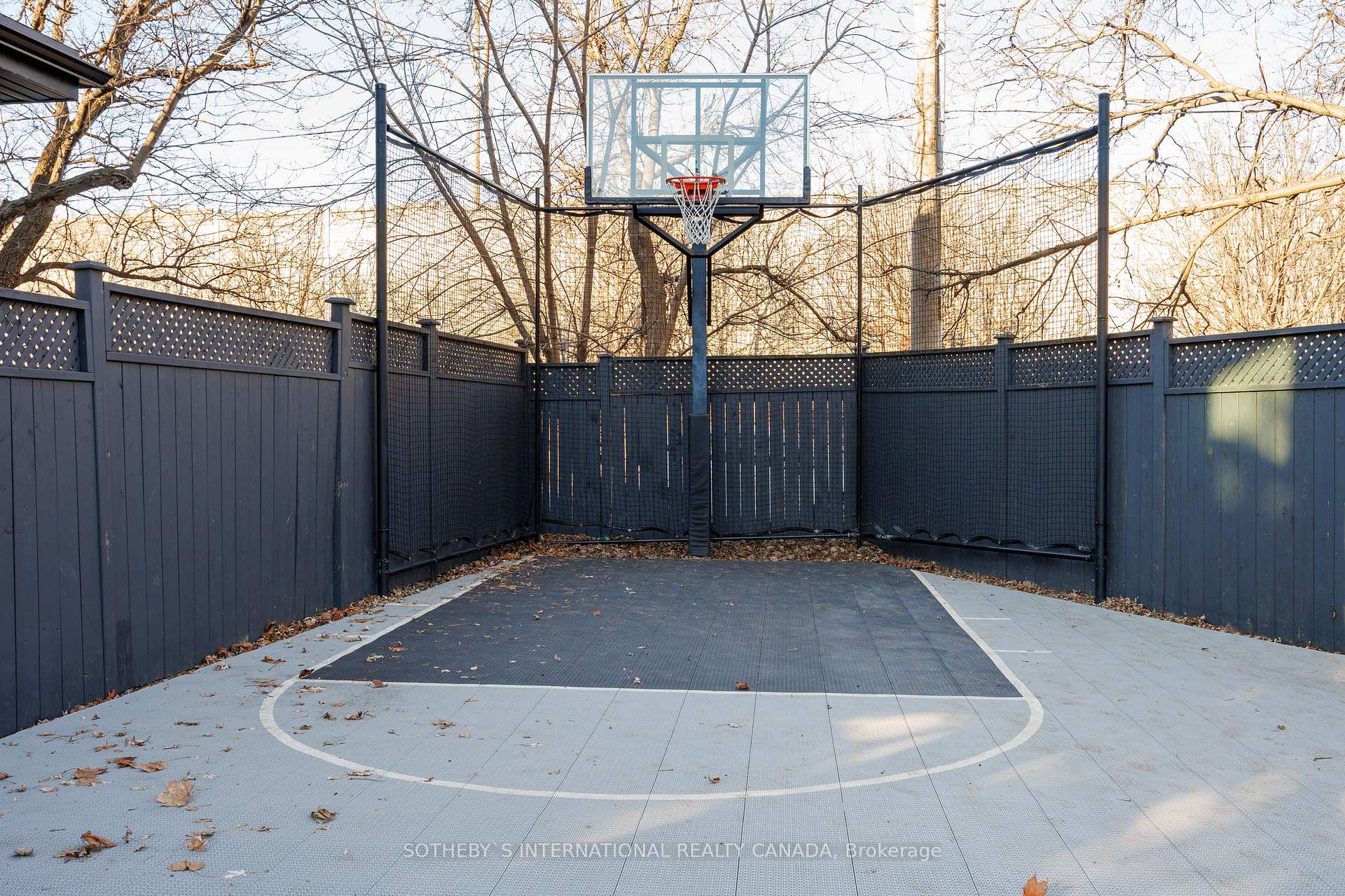 Photo 45 of 57 Sandringham Drive, Toronto, Bedford Park-Nortown — HOMEH