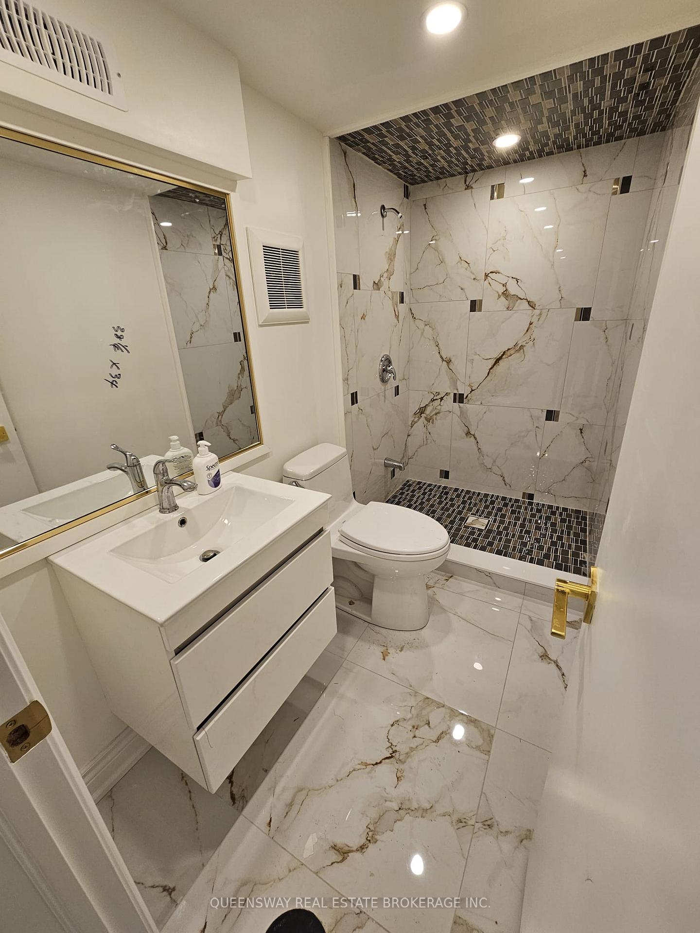 Photo 2 of 89 Collingsbrook Boulevard, Scarborough, L'Amoreaux — HOMEH