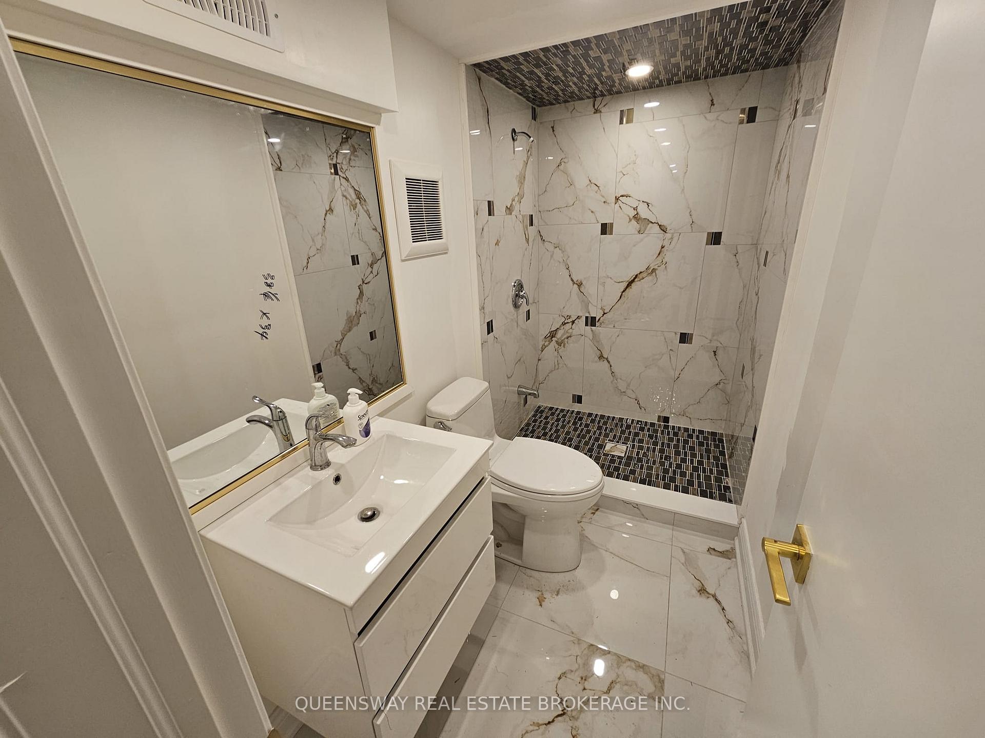 Photo 3 of 89 Collingsbrook Boulevard, Scarborough, L'Amoreaux — HOMEH