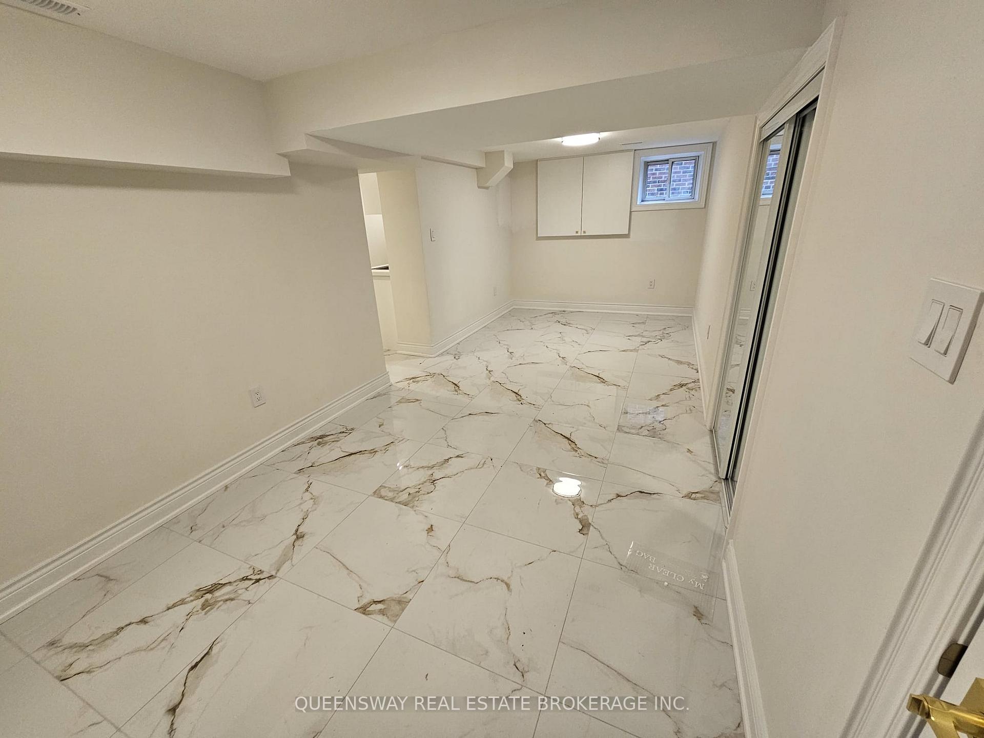 Photo 7 of 89 Collingsbrook Boulevard, Scarborough, L'Amoreaux — HOMEH