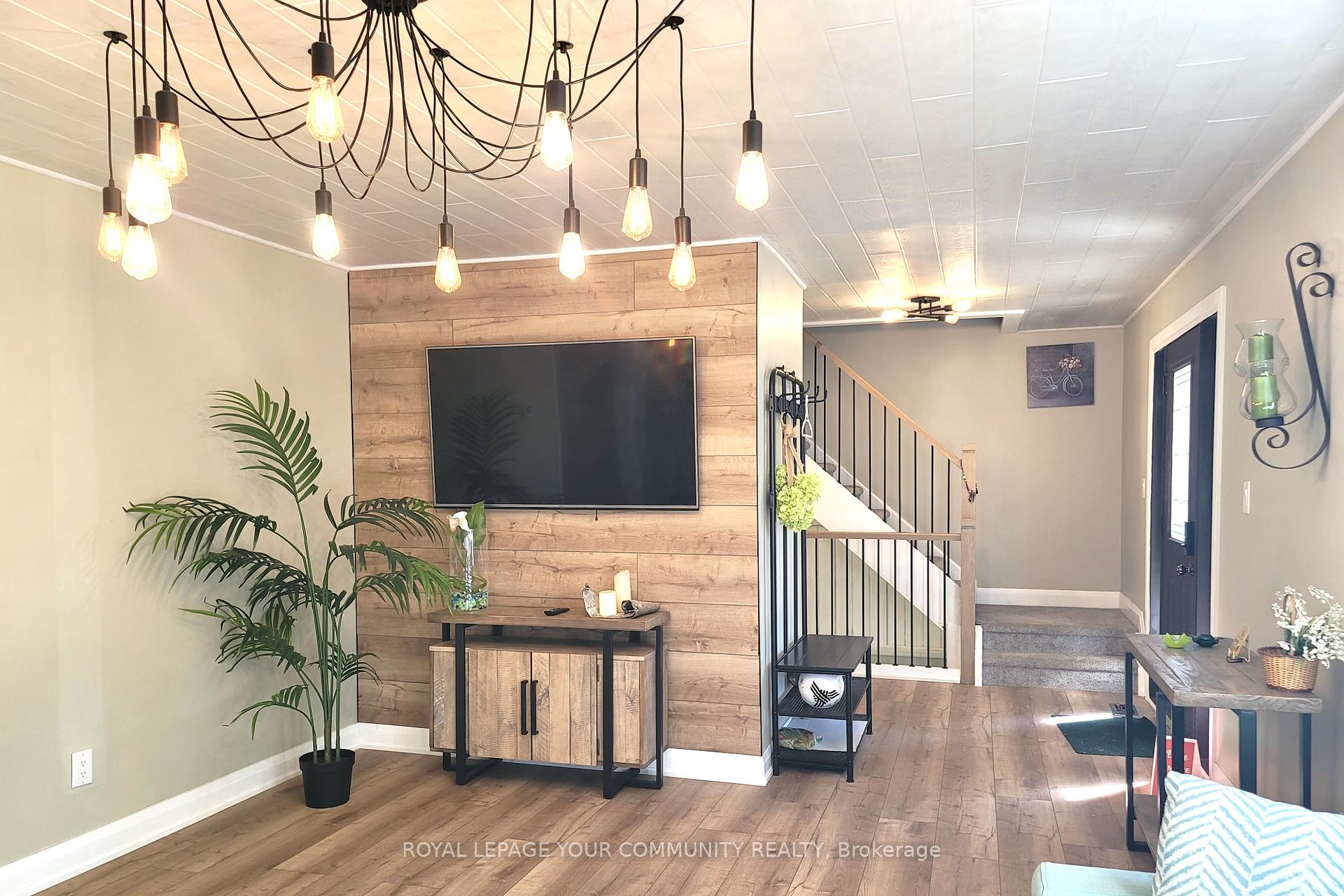 Photo 6 of 1138 Siesta Drive, Tiny, Rural Tiny — HOMEH