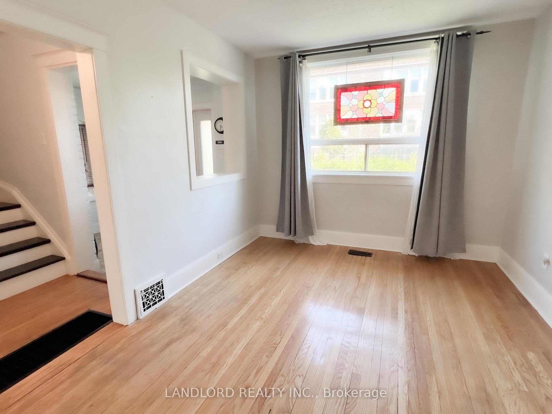 Photo 6 of 16 Earl Haig Avenue, Toronto, Woodbine Corridor — HOMEH