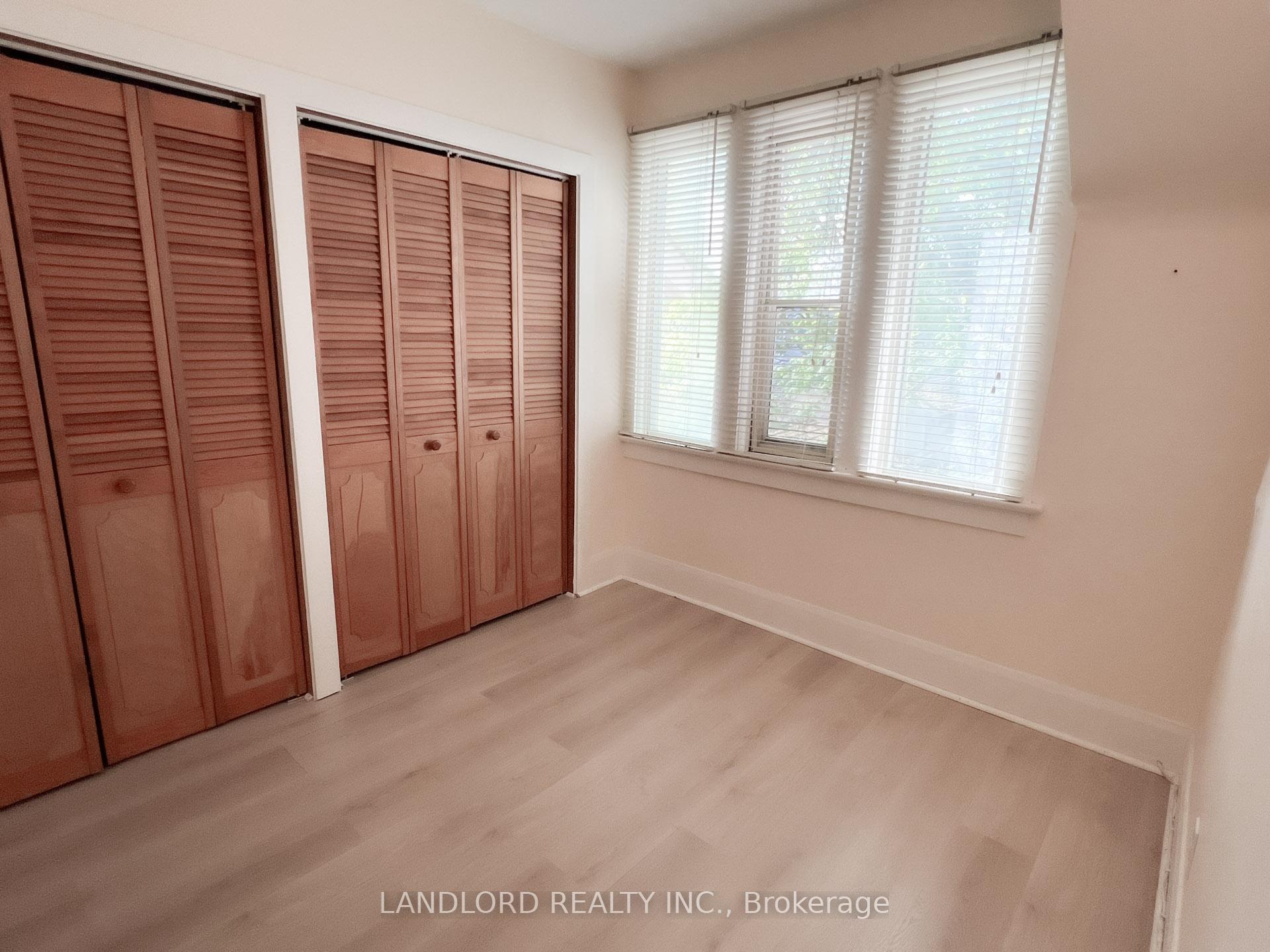 Photo 17 of 16 Earl Haig Avenue, Toronto, Woodbine Corridor — HOMEH