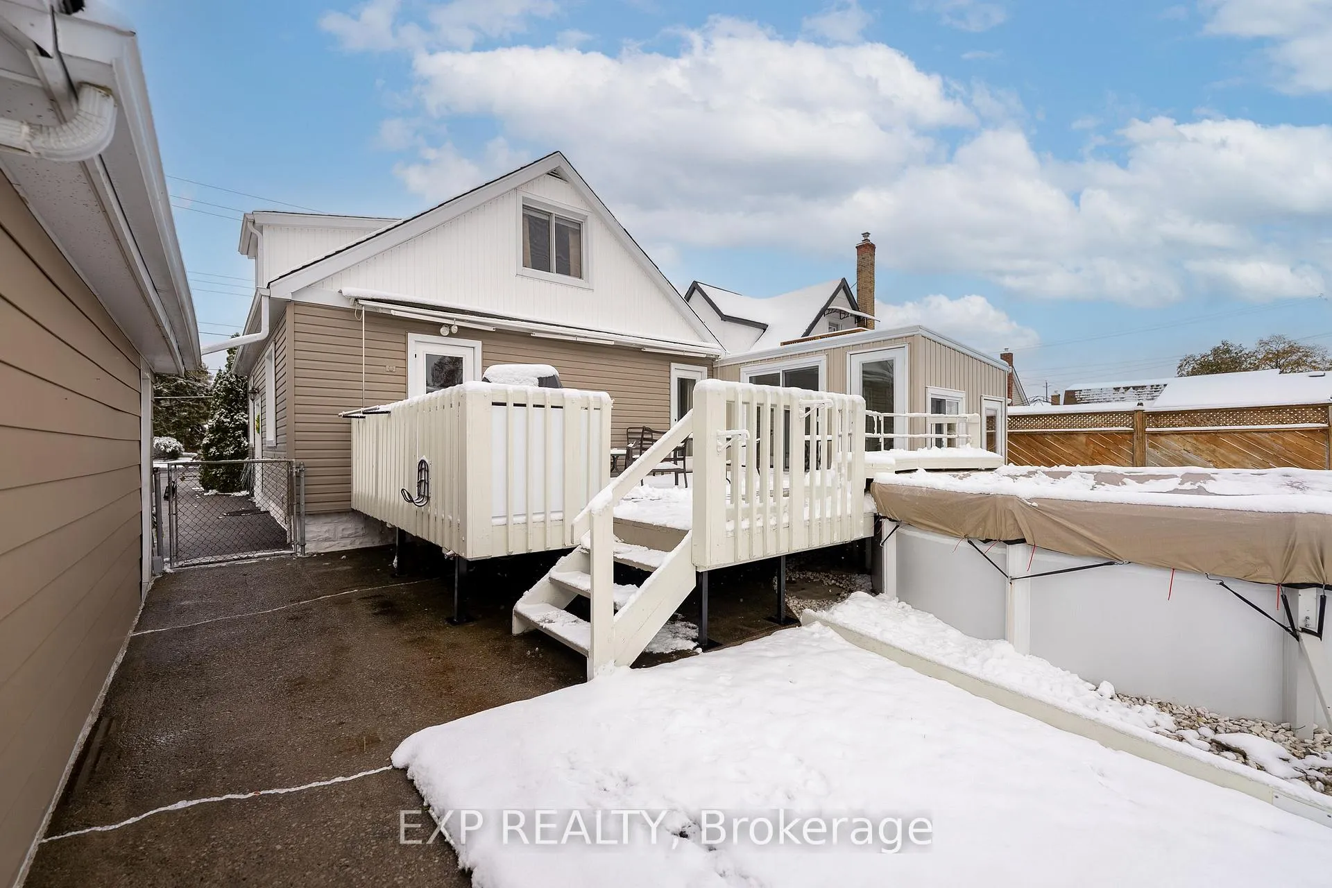 Photo 38 of 742 Broadway Street, Welland, Broadway — HOMEH