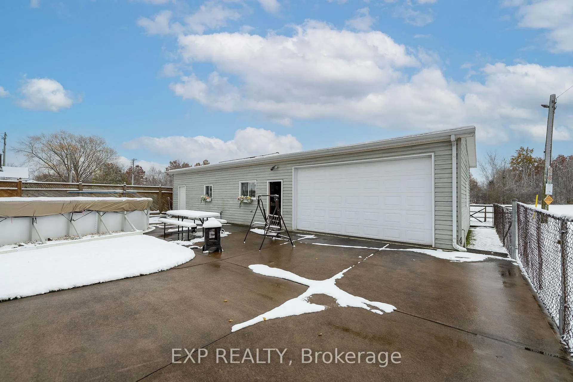 Photo 39 of 742 Broadway Street, Welland, Broadway — HOMEH