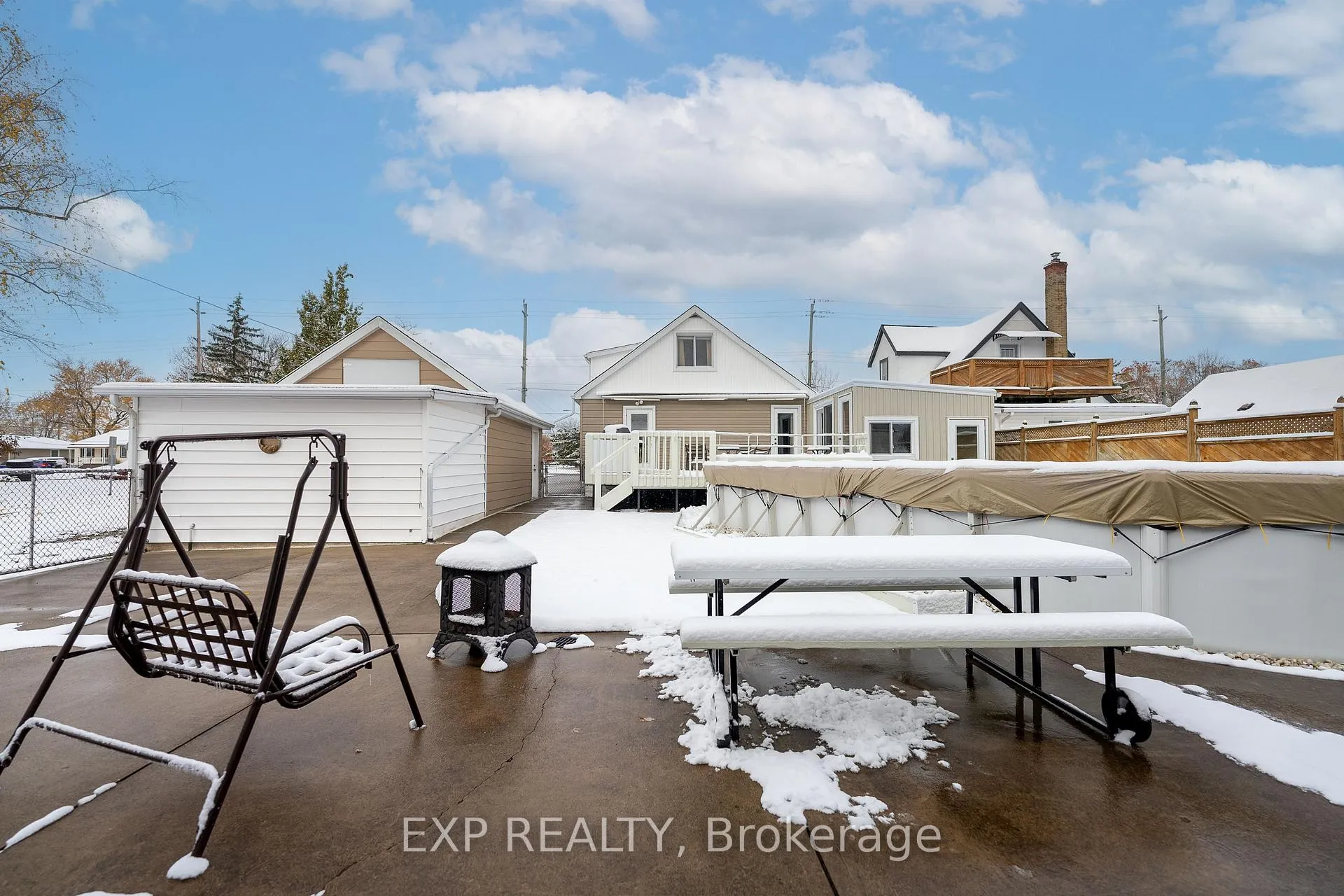Photo 44 of 742 Broadway Street, Welland, Broadway — HOMEH