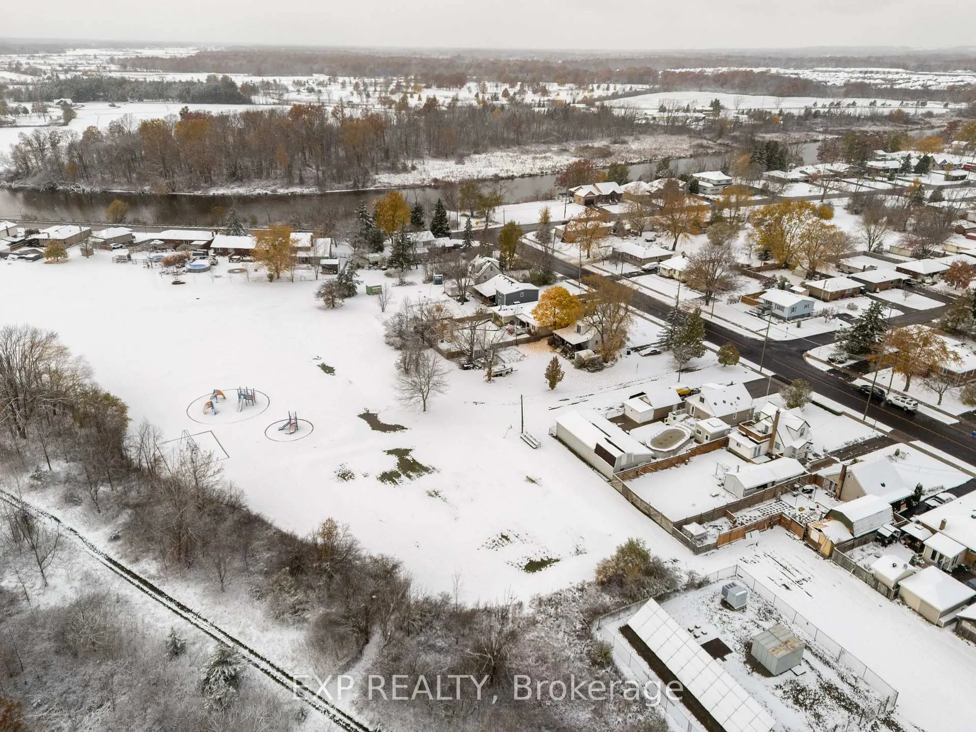 Photo 47 of 742 Broadway Street, Welland, Broadway — HOMEH