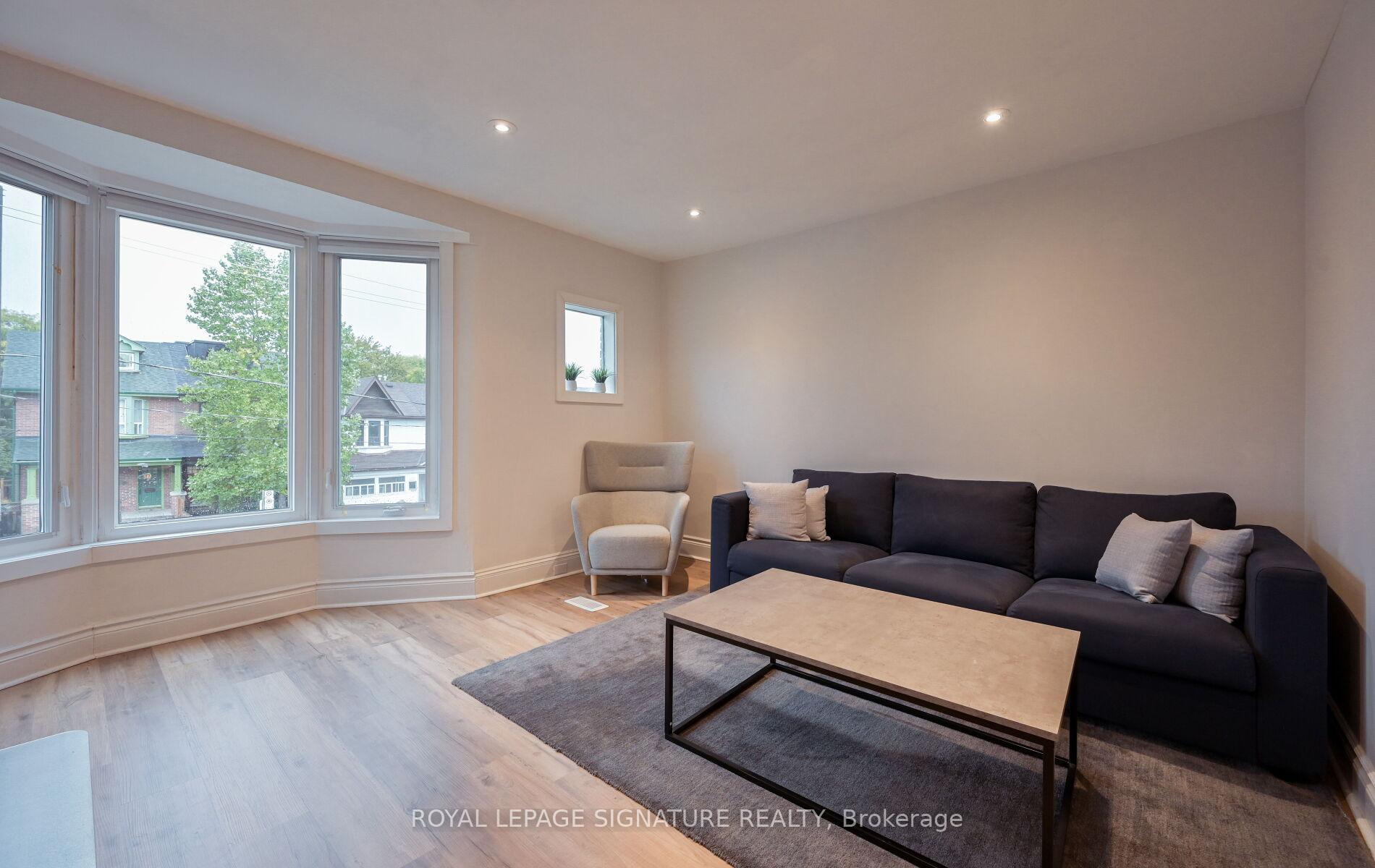 Photo 5 of Unit Upper, 466 Pape Avenue, Toronto, North Riverdale — HOMEH