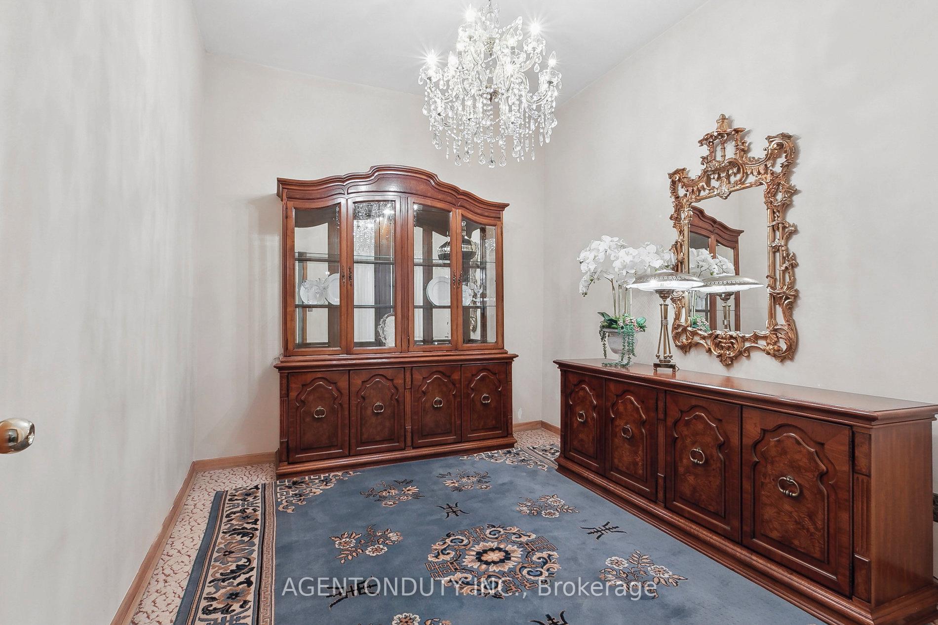 Photo 8 of 109 Lisgar Street, Toronto, Little Portugal — HOMEH