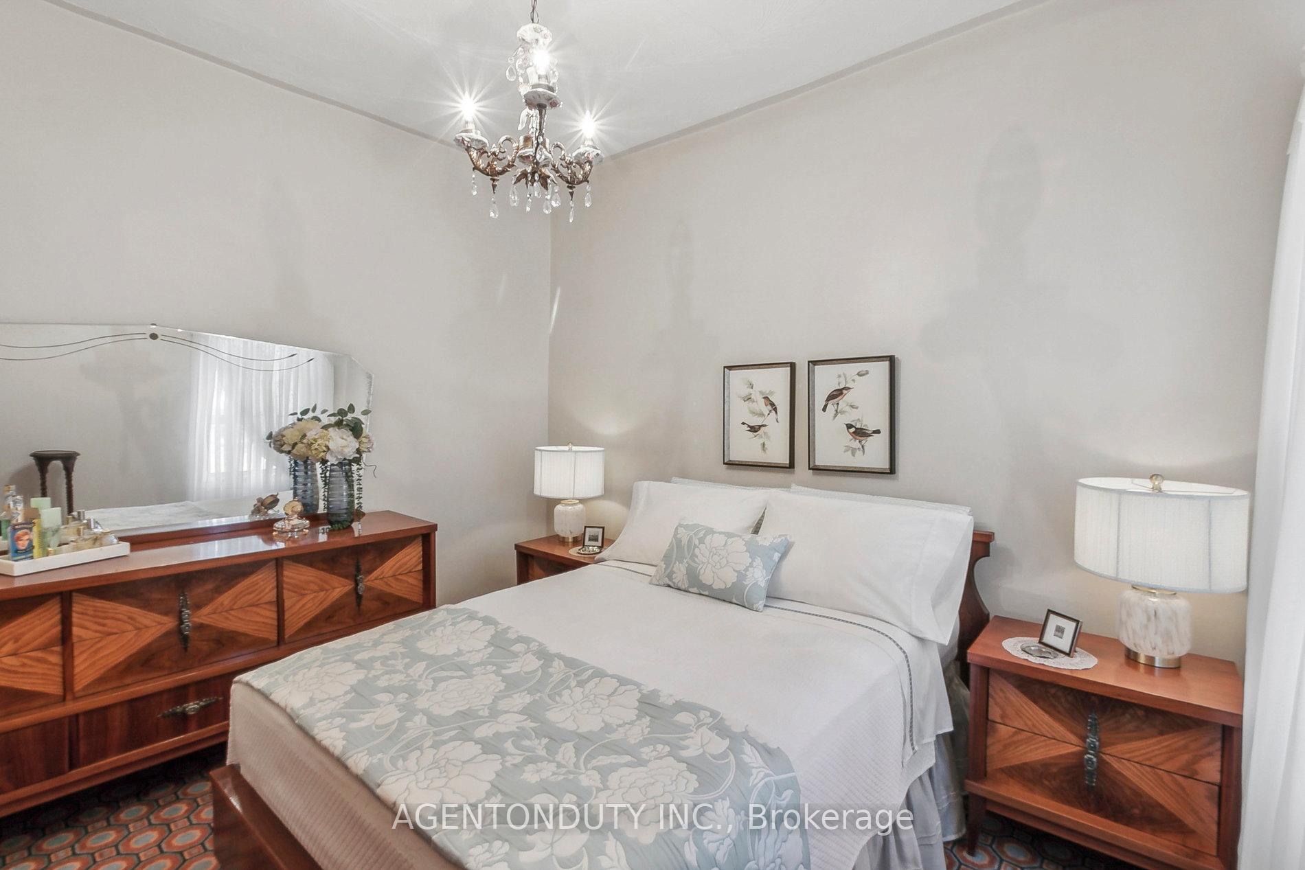 Photo 20 of 109 Lisgar Street, Toronto, Little Portugal — HOMEH