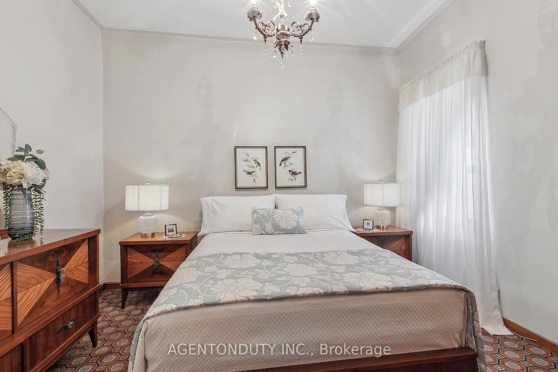 Photo 21 of 109 Lisgar Street, Toronto, Little Portugal — HOMEH