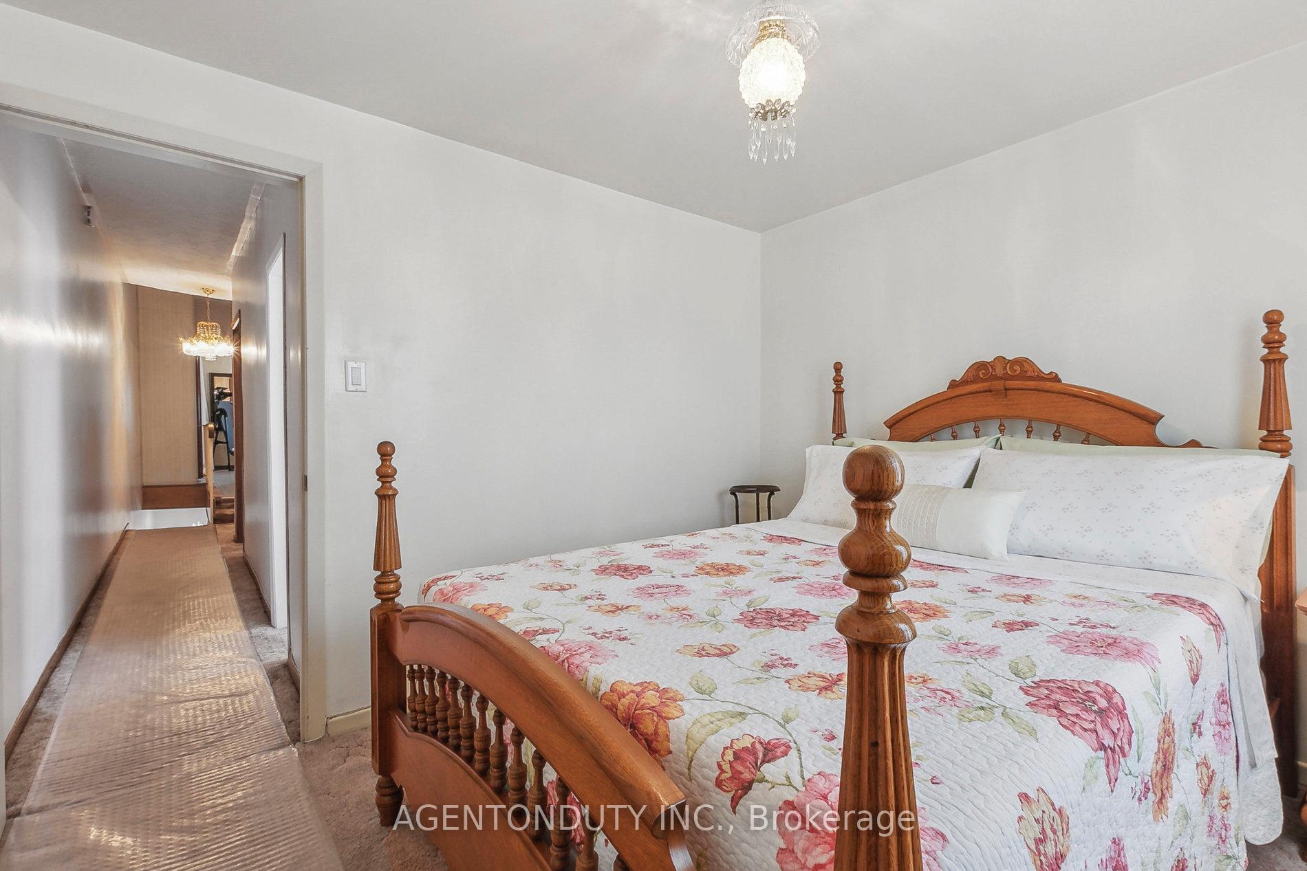 Photo 26 of 109 Lisgar Street, Toronto, Little Portugal — HOMEH