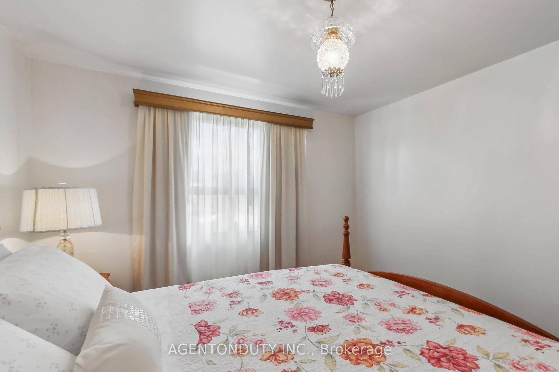 Photo 27 of 109 Lisgar Street, Toronto, Little Portugal — HOMEH