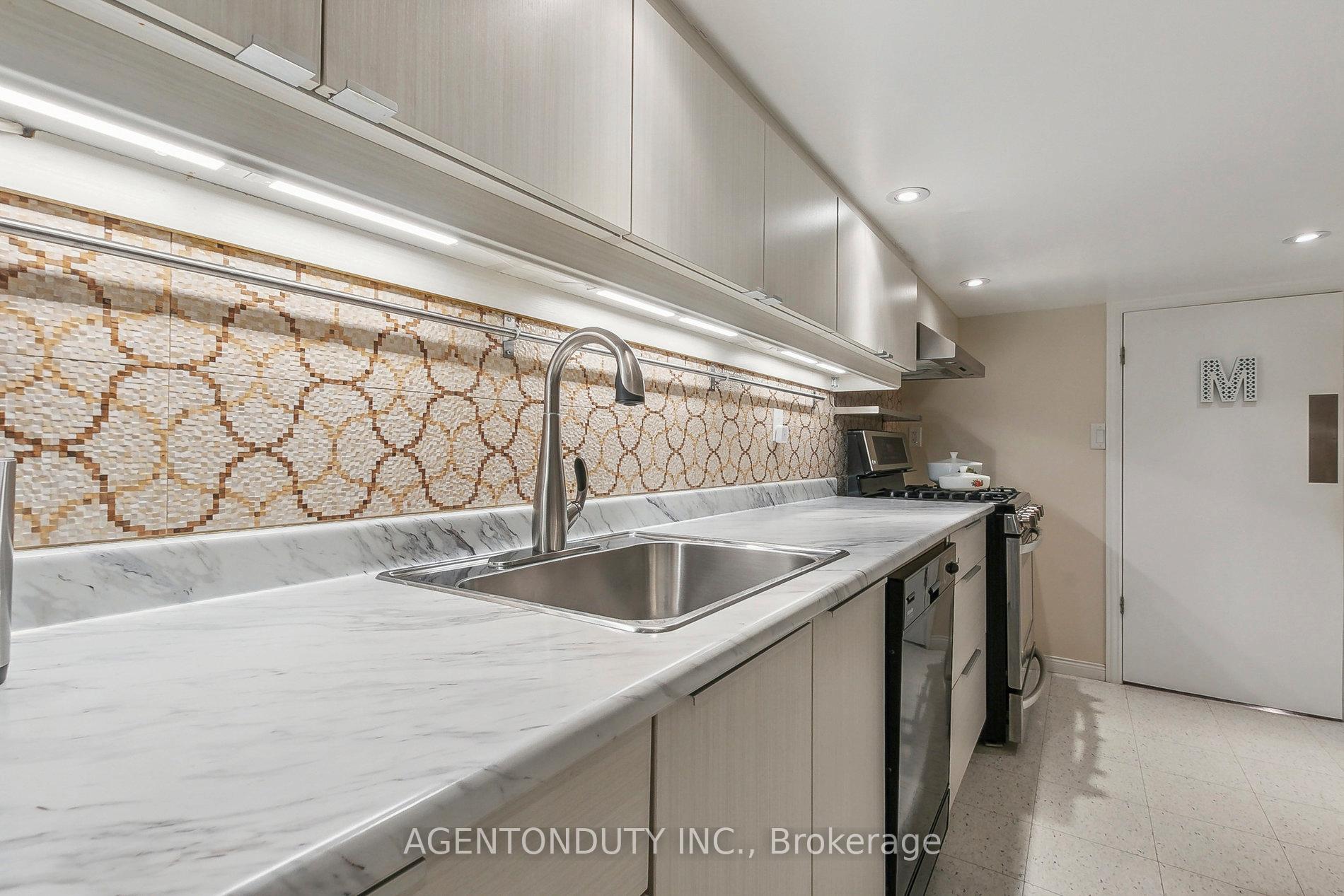 Photo 33 of 109 Lisgar Street, Toronto, Little Portugal — HOMEH