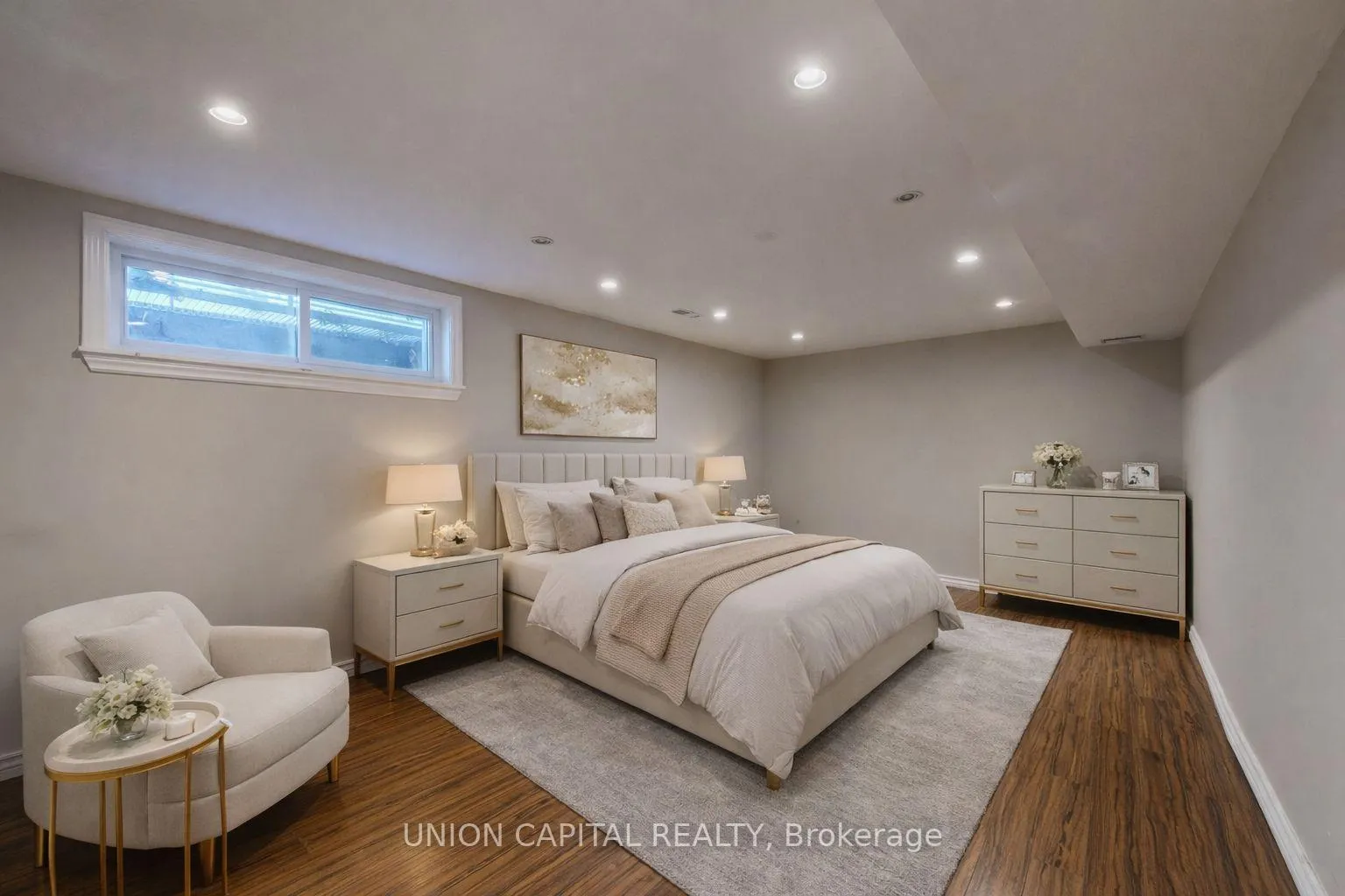 Photo 13 of 16 Cavalier Crescent, Vaughan, Uplands — HOMEH