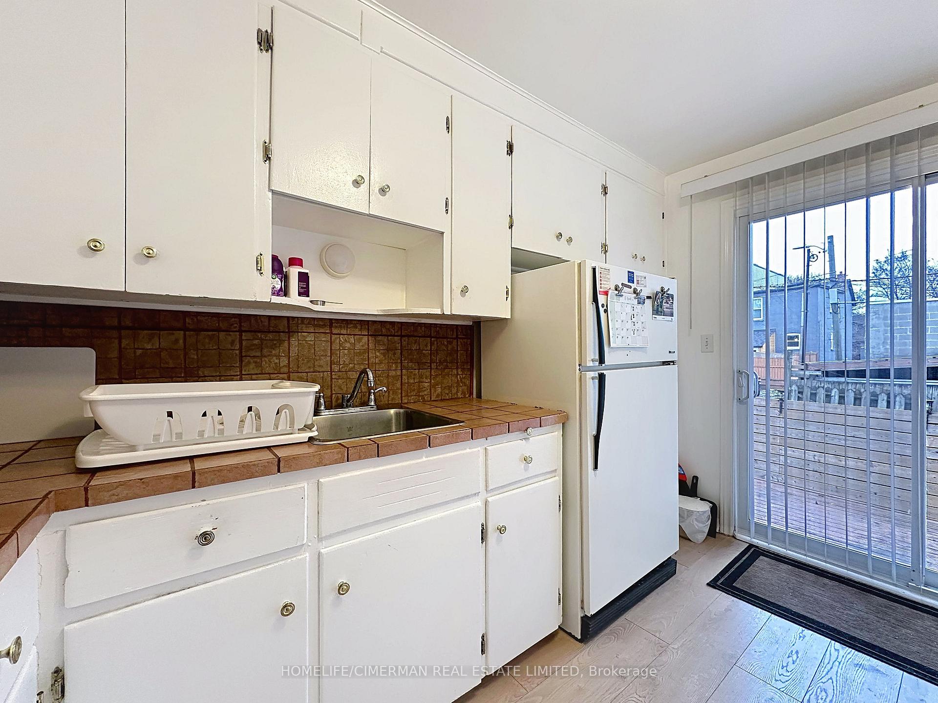 Photo 5 of 11 Winnifred Avenue, Toronto, South Riverdale — HOMEH