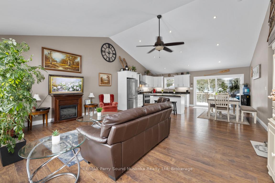 Photo 6 of 52 Meadows Avenue, Tay, Rural Tay — HOMEH