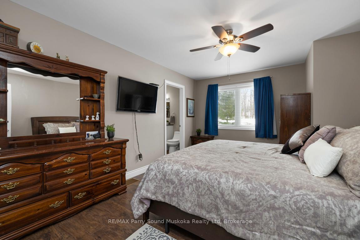 Photo 16 of 52 Meadows Avenue, Tay, Rural Tay — HOMEH
