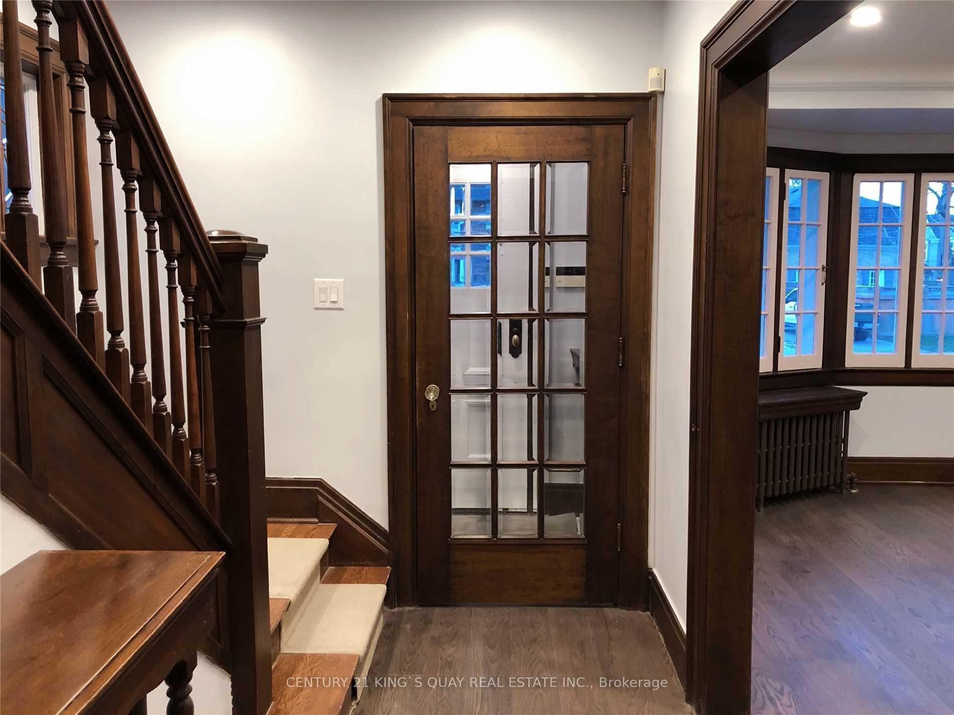 Photo 2 of 33 Brooke Avenue, Toronto, Bedford Park-Nortown — HOMEH