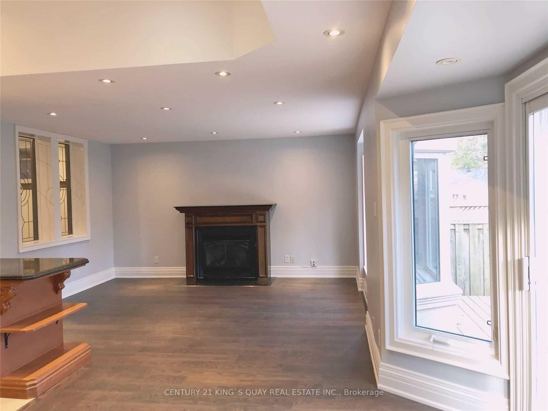 Photo 7 of 33 Brooke Avenue, Toronto, Bedford Park-Nortown — HOMEH