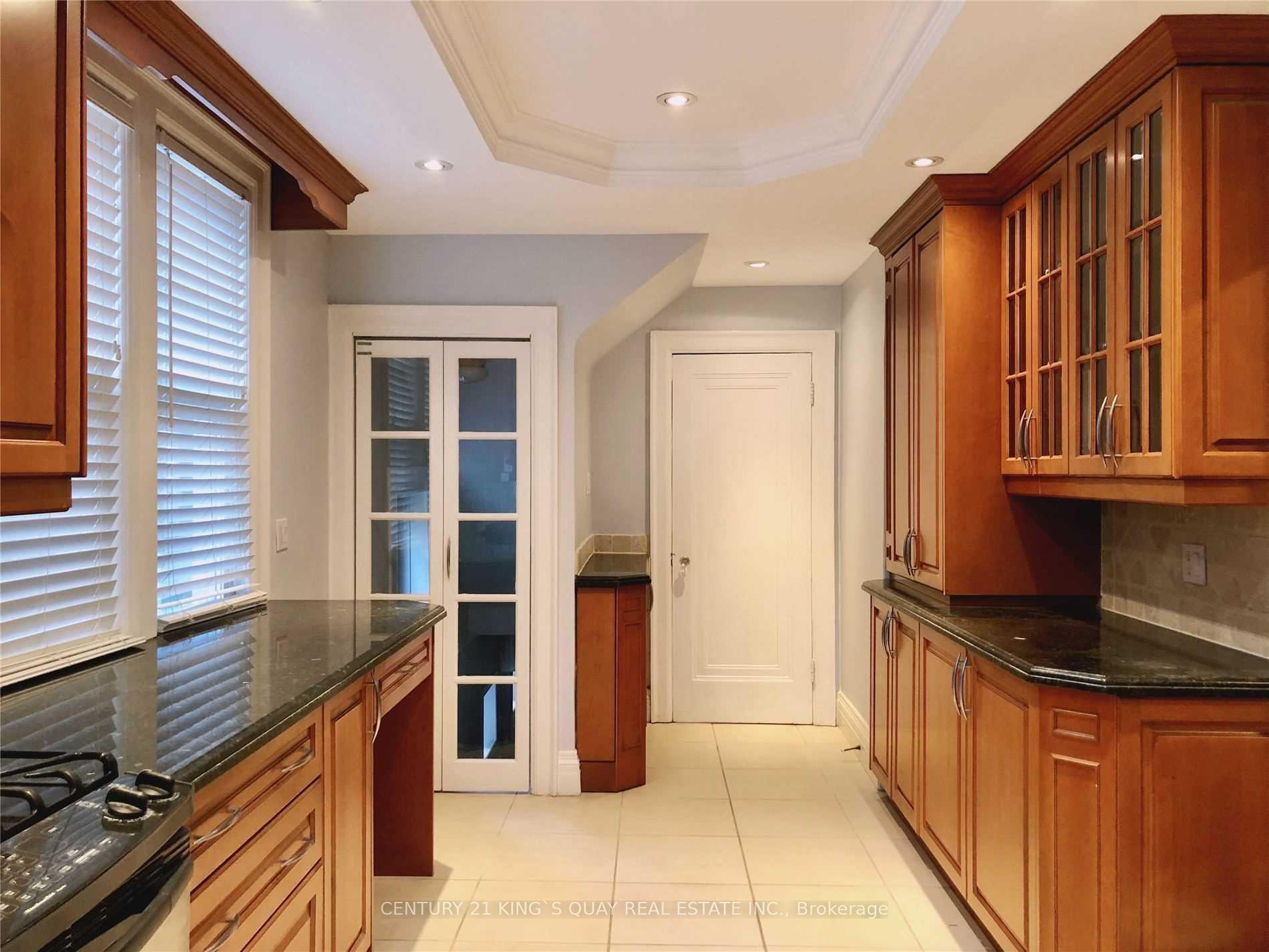 Photo 9 of 33 Brooke Avenue, Toronto, Bedford Park-Nortown — HOMEH