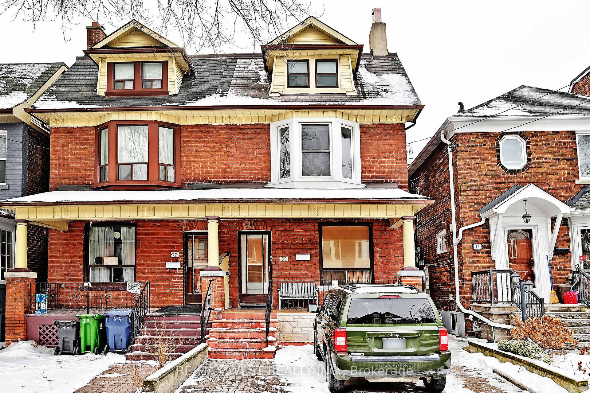 Photo 1 of 39 Lindsey Avenue, Toronto, Dufferin Grove — HOMEH