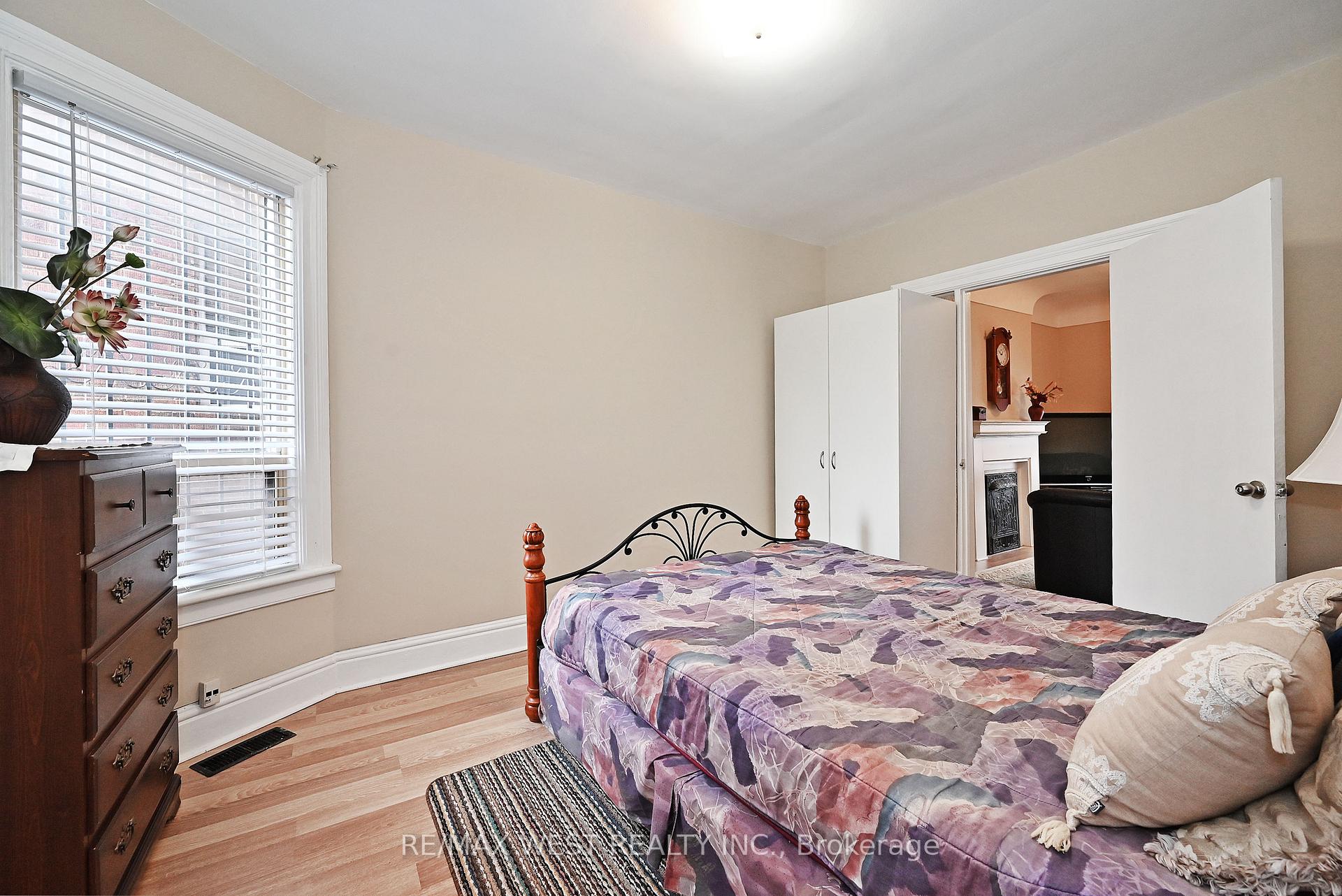 Photo 12 of 39 Lindsey Avenue, Toronto, Dufferin Grove — HOMEH