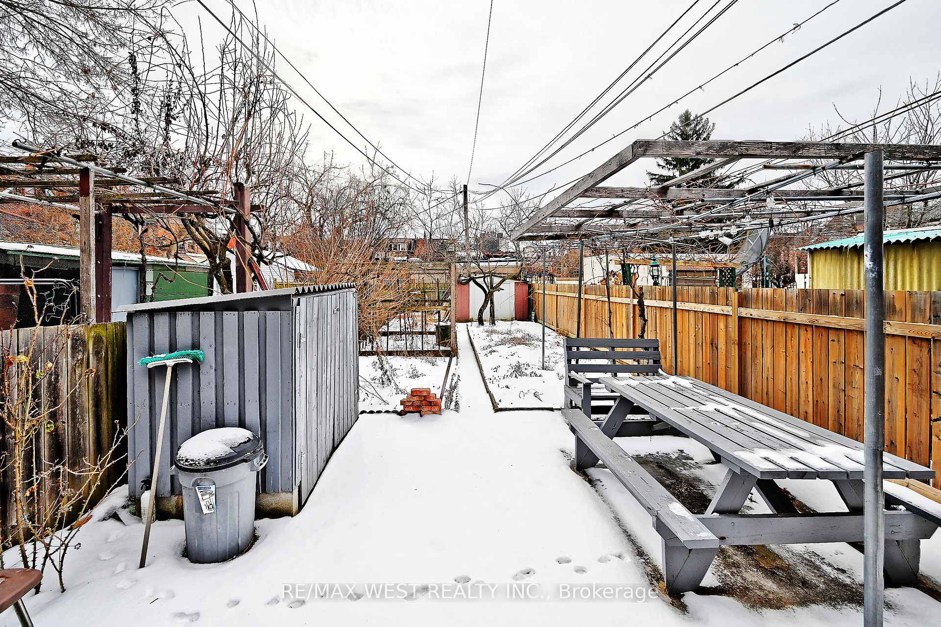 Photo 45 of 39 Lindsey Avenue, Toronto, Dufferin Grove — HOMEH