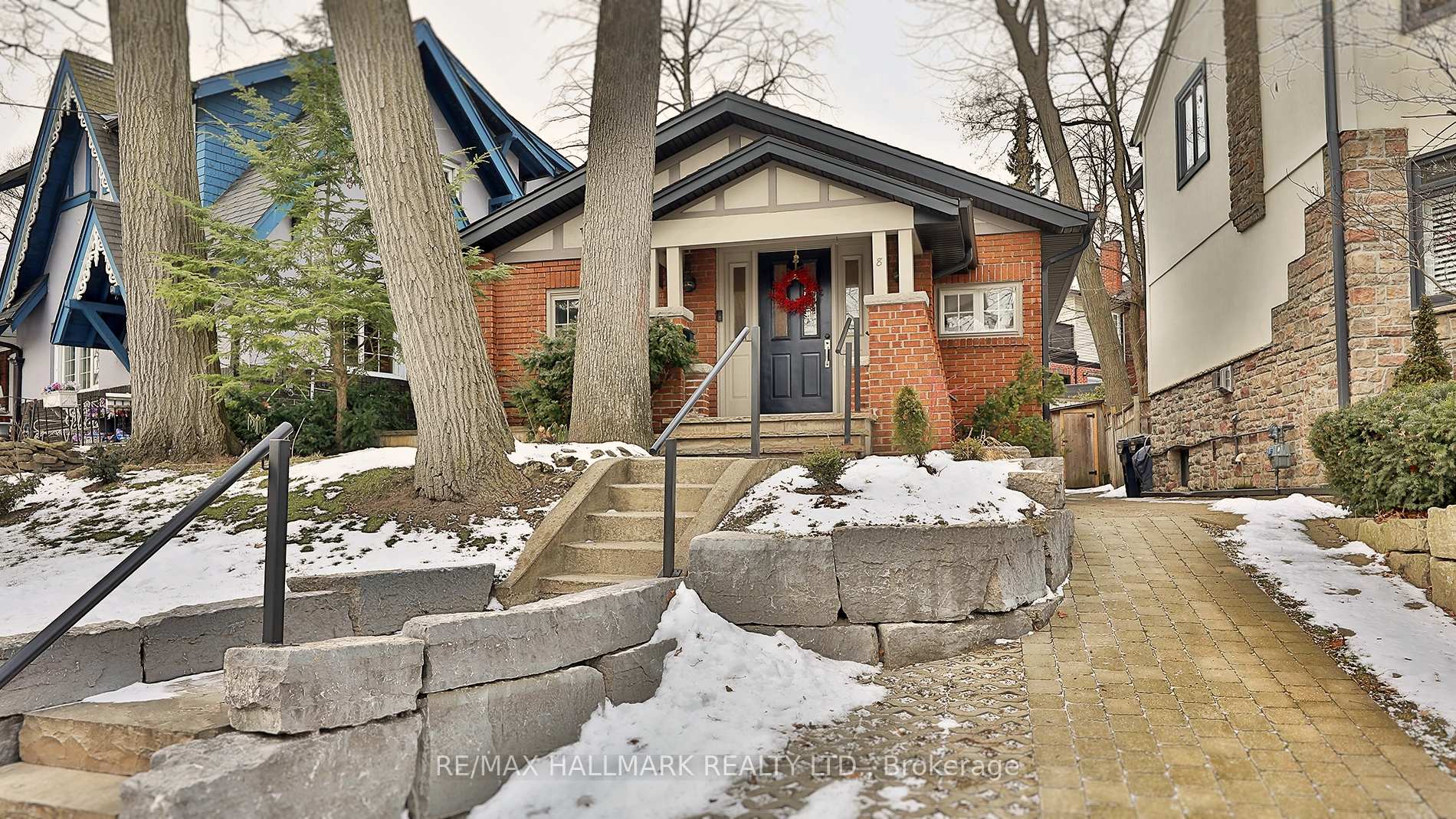 Photo 1 of 8 Beaufort Road, Toronto, The Beaches — HOMEH