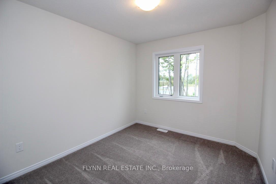 Photo 12 of 196 Esther Crescent, Thorold, Hurricane/Merrittville — HOMEH