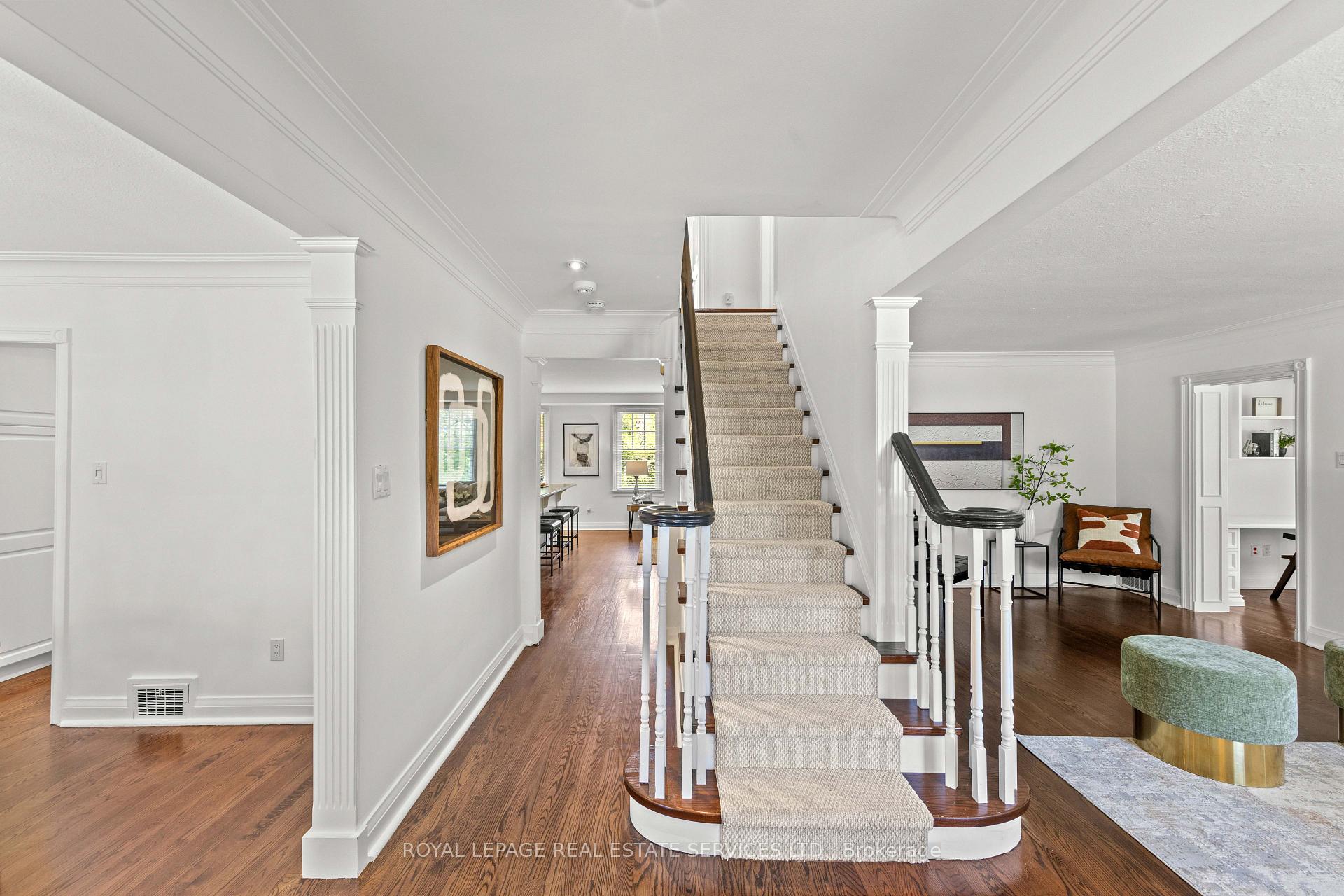 Photo 5 of 93 Esgore Drive, Toronto, Bedford Park-Nortown — HOMEH