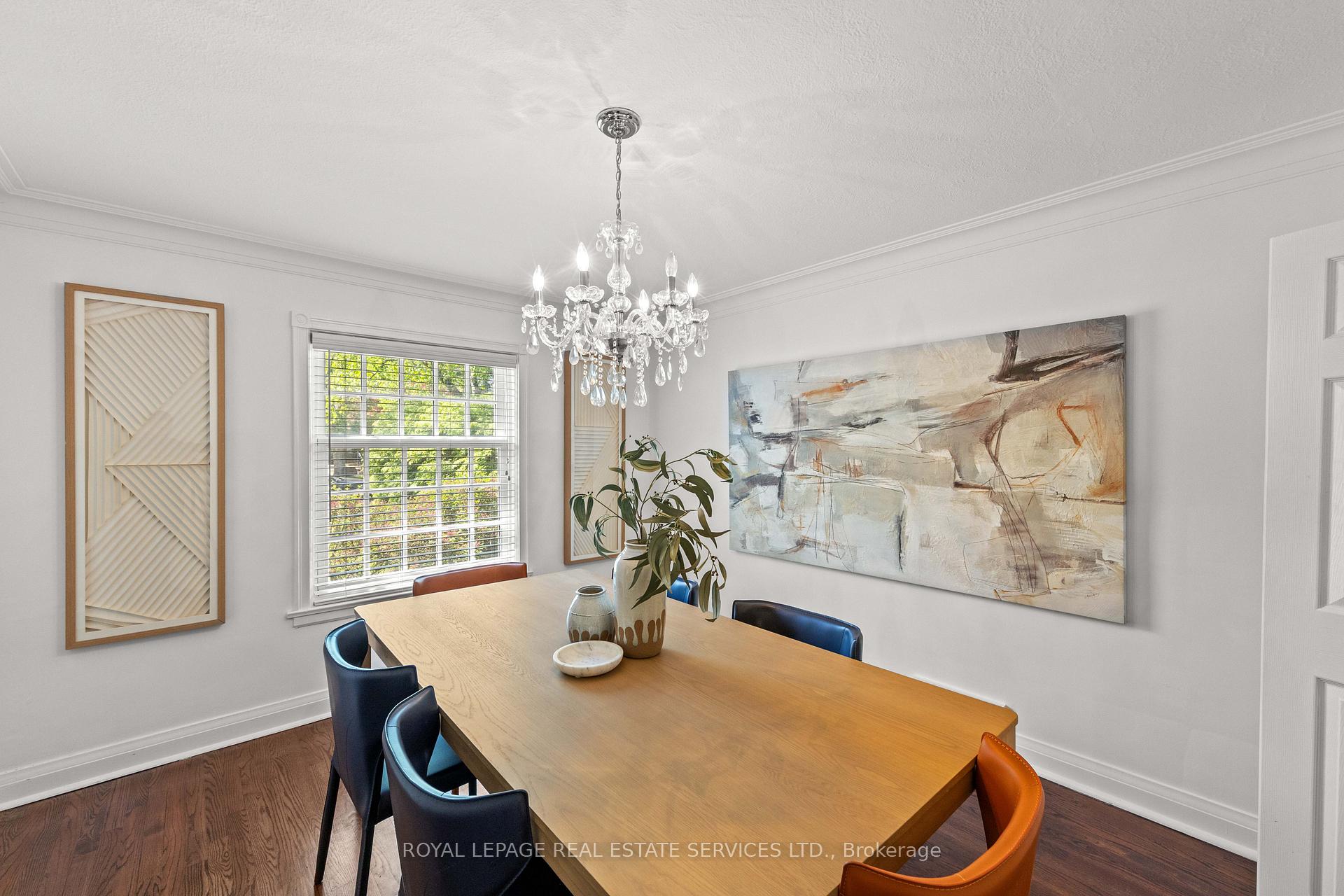 Photo 10 of 93 Esgore Drive, Toronto, Bedford Park-Nortown — HOMEH