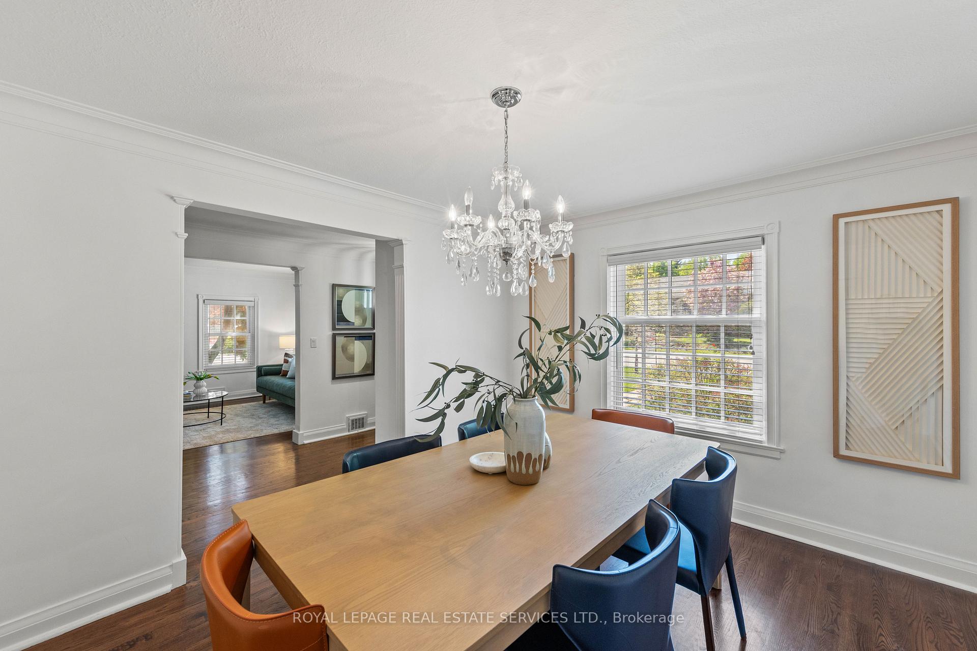 Photo 11 of 93 Esgore Drive, Toronto, Bedford Park-Nortown — HOMEH