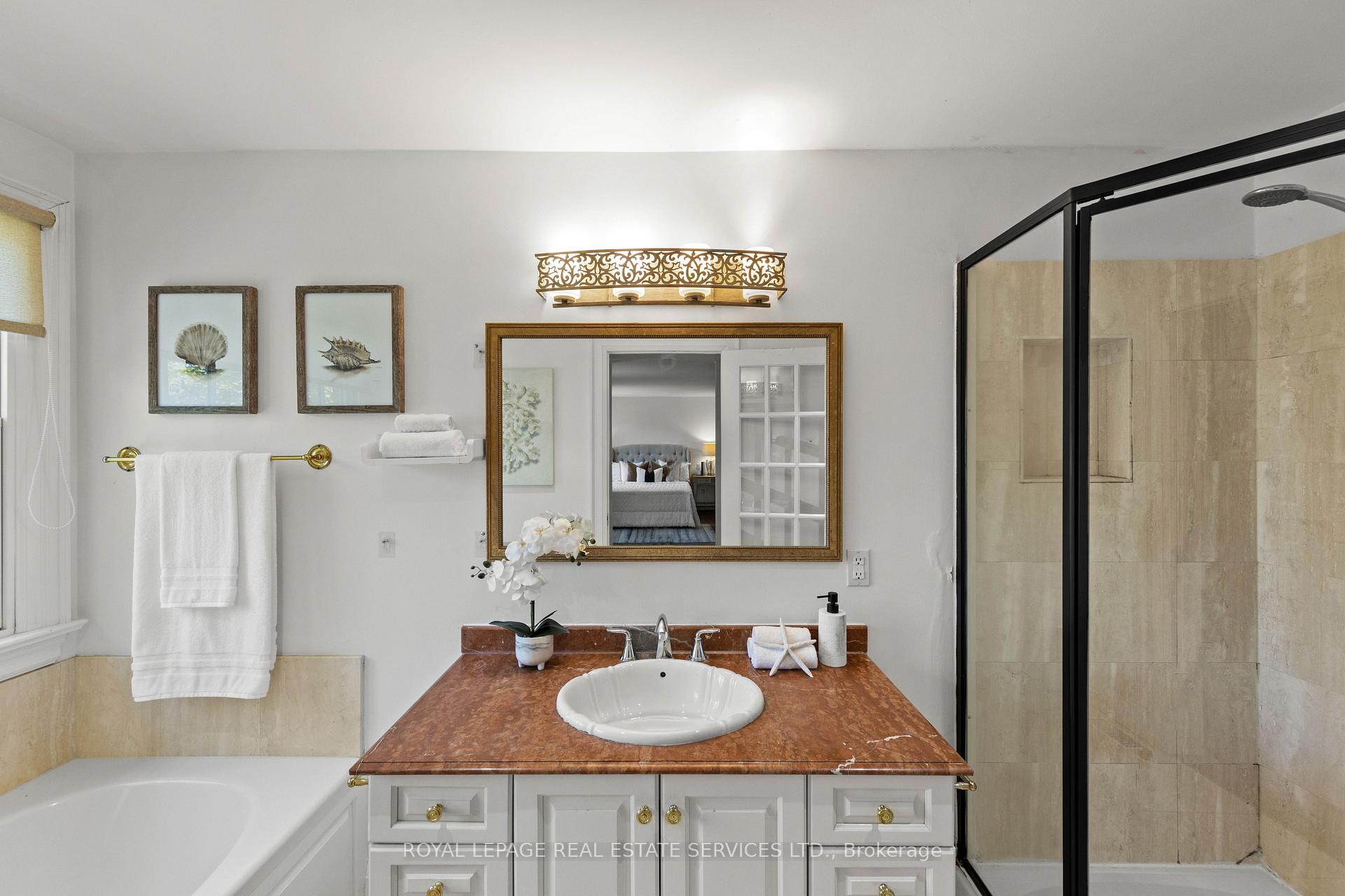 Photo 29 of 93 Esgore Drive, Toronto, Bedford Park-Nortown — HOMEH
