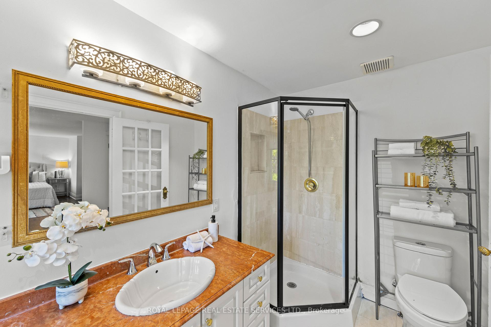 Photo 31 of 93 Esgore Drive, Toronto, Bedford Park-Nortown — HOMEH