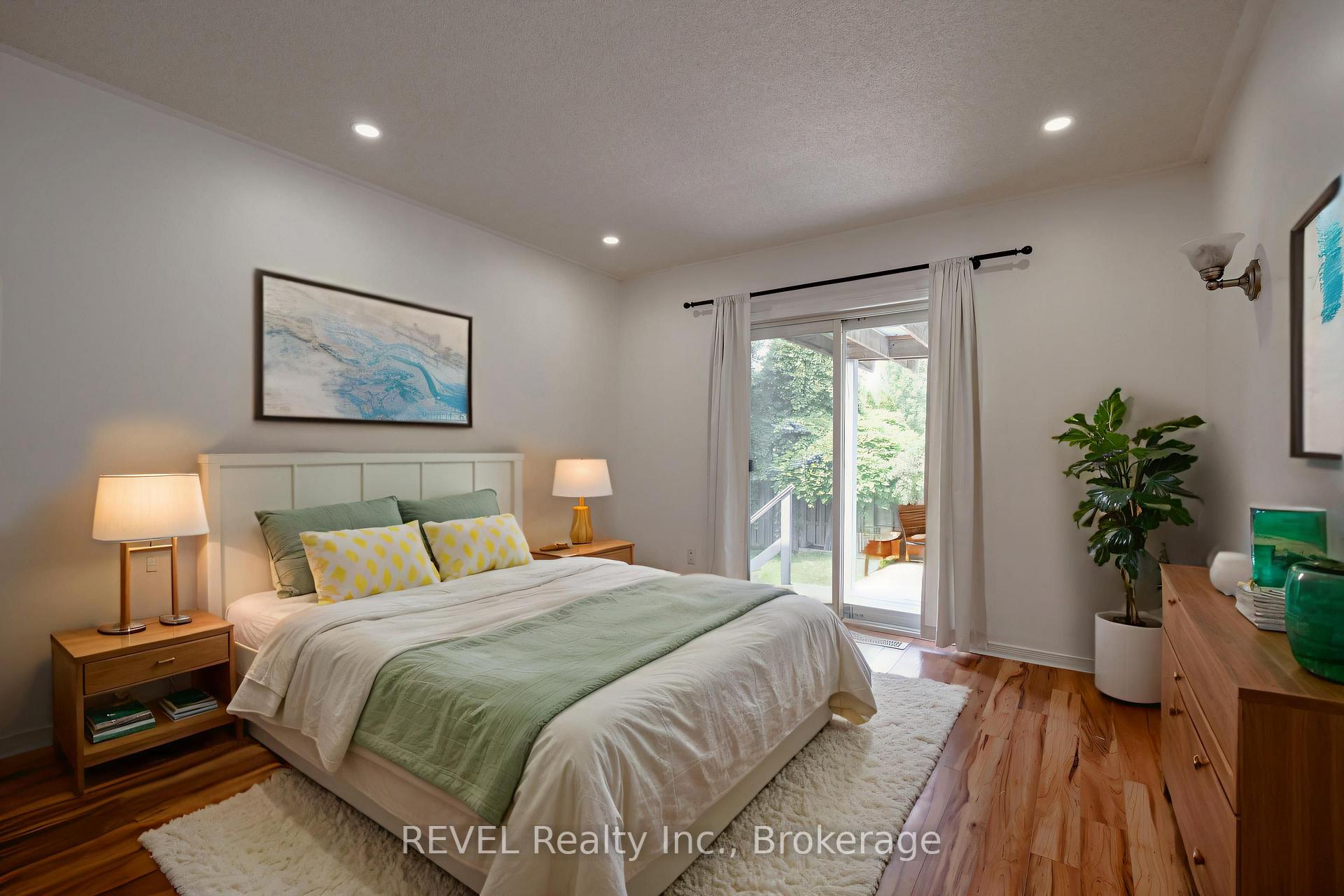 Photo 13 of 35 Summers Drive, Thorold, Confederation Heights — HOMEH