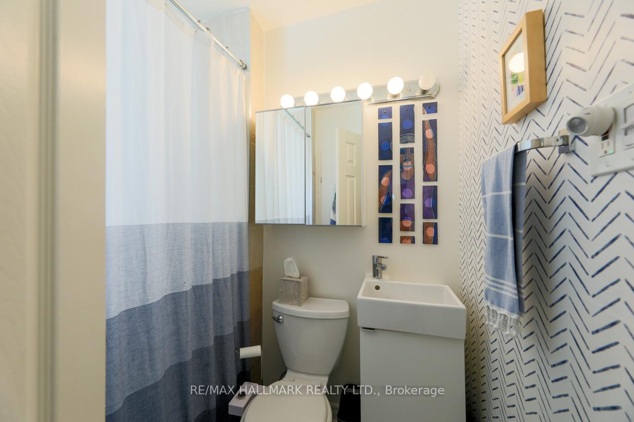 Photo 13 of 39 Badgerow Avenue, Toronto, South Riverdale — HOMEH