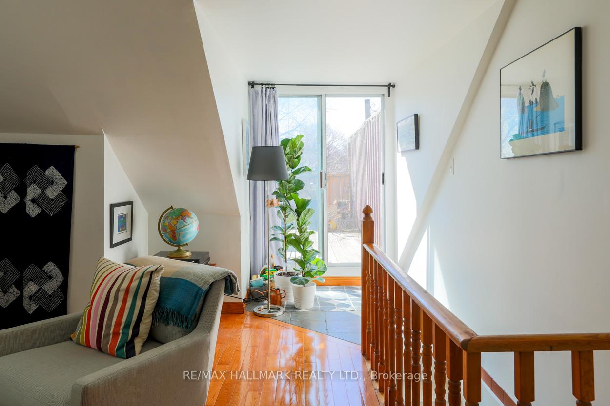 Photo 15 of 39 Badgerow Avenue, Toronto, South Riverdale — HOMEH