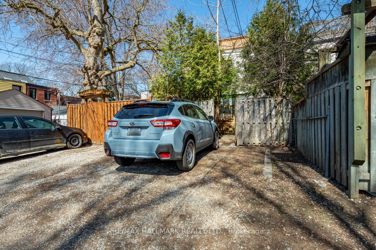 Photo 29 of 39 Badgerow Avenue, Toronto, South Riverdale — HOMEH