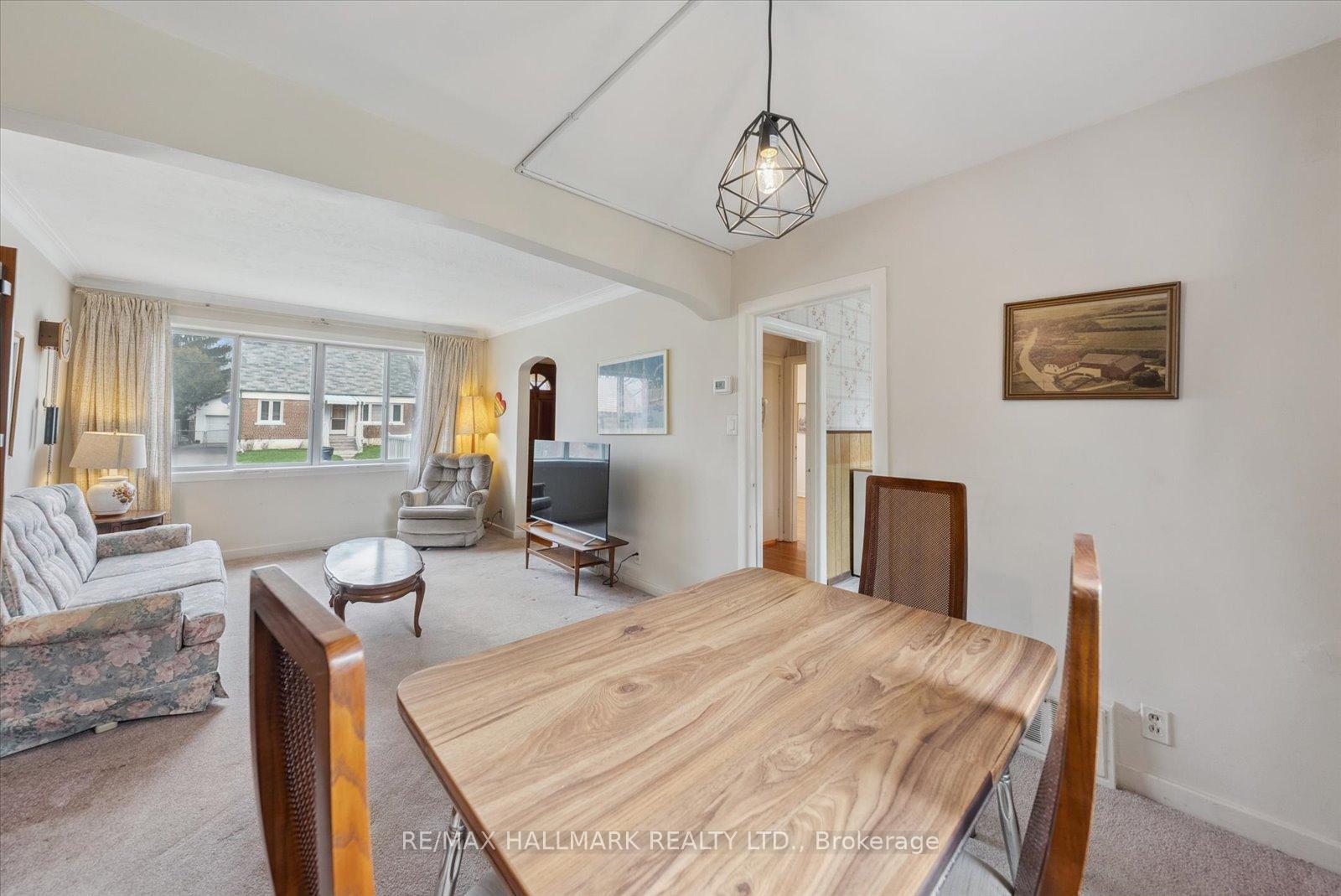 Photo 14 of 7 Eastgate Crescent, Scarborough, Clairlea-Birchmount — HOMEH