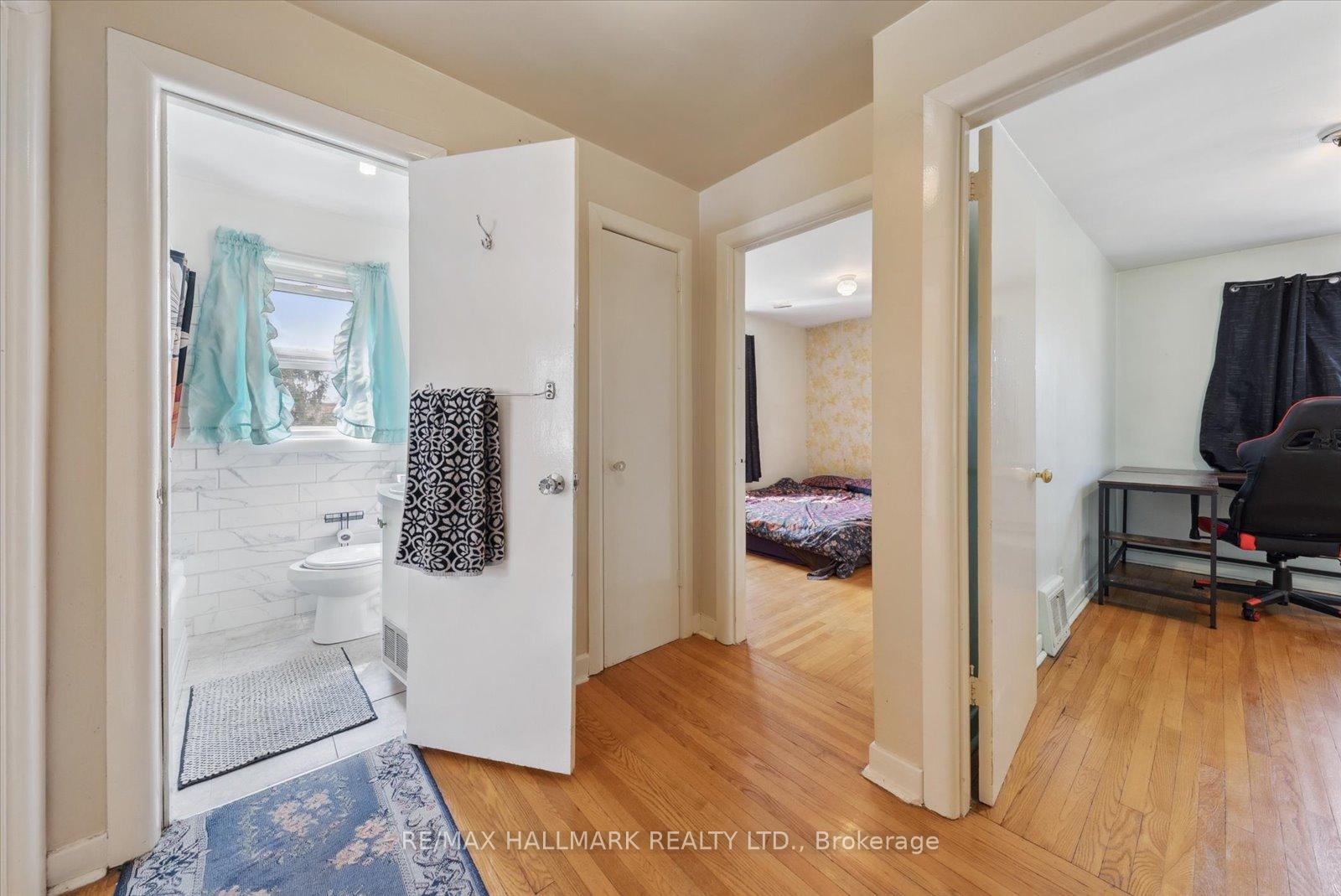 Photo 25 of 7 Eastgate Crescent, Scarborough, Clairlea-Birchmount — HOMEH