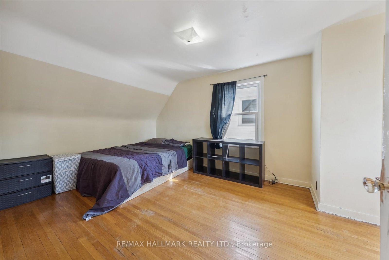 Photo 26 of 7 Eastgate Crescent, Scarborough, Clairlea-Birchmount — HOMEH