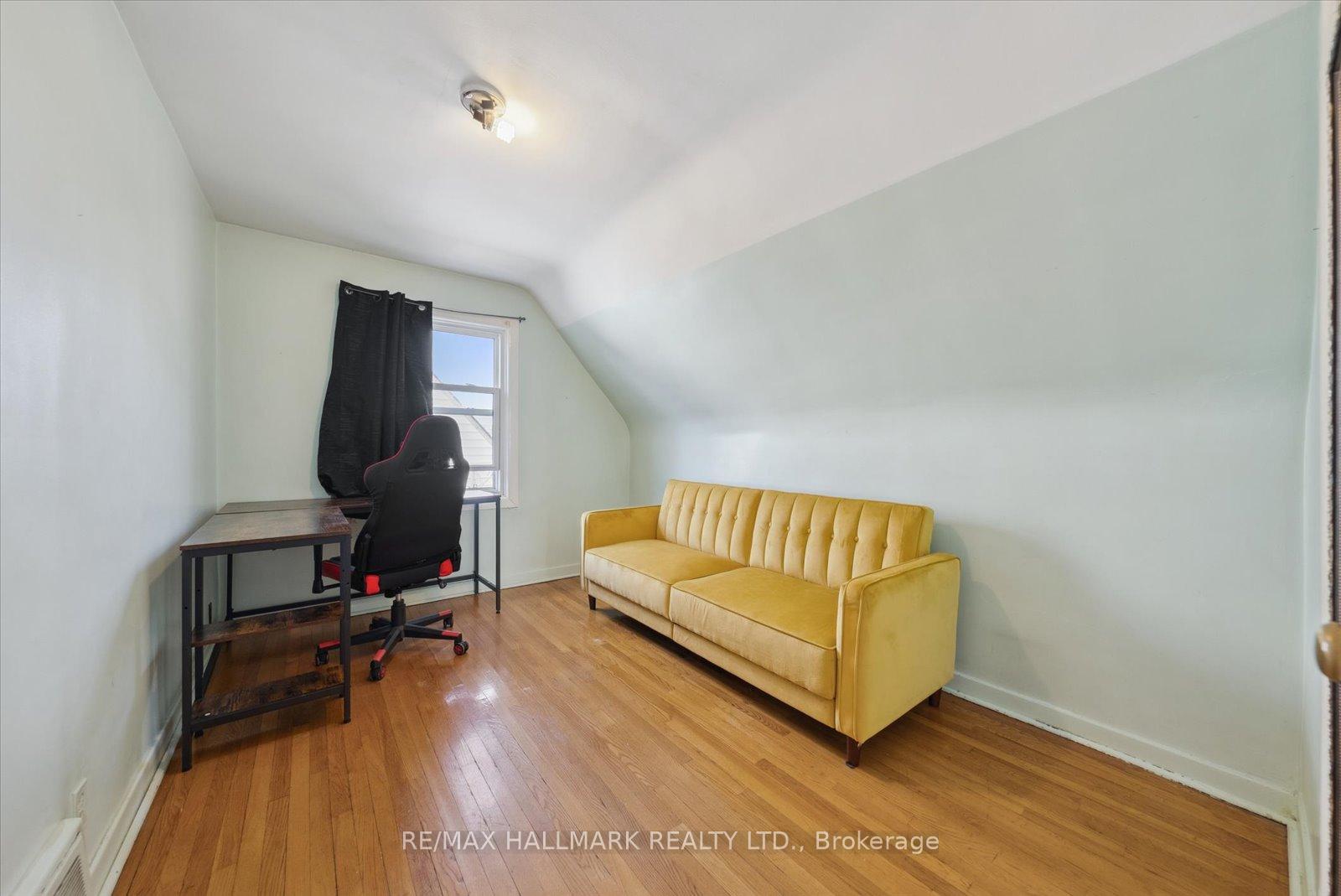 Photo 29 of 7 Eastgate Crescent, Scarborough, Clairlea-Birchmount — HOMEH