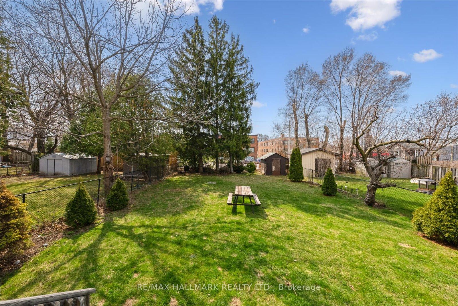 Photo 46 of 7 Eastgate Crescent, Scarborough, Clairlea-Birchmount — HOMEH