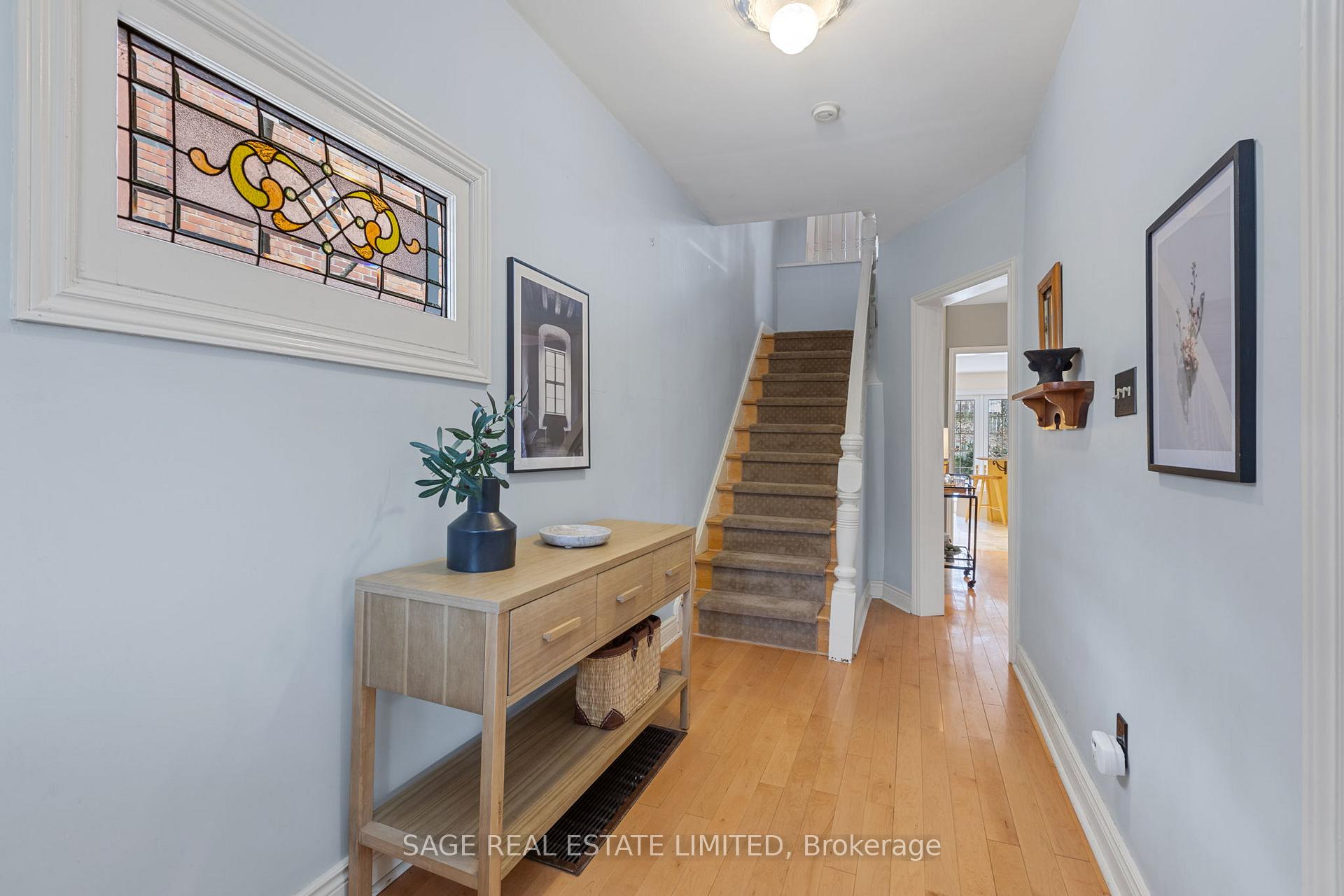 Photo 4 of 197 Willow Avenue, Toronto, The Beaches — HOMEH