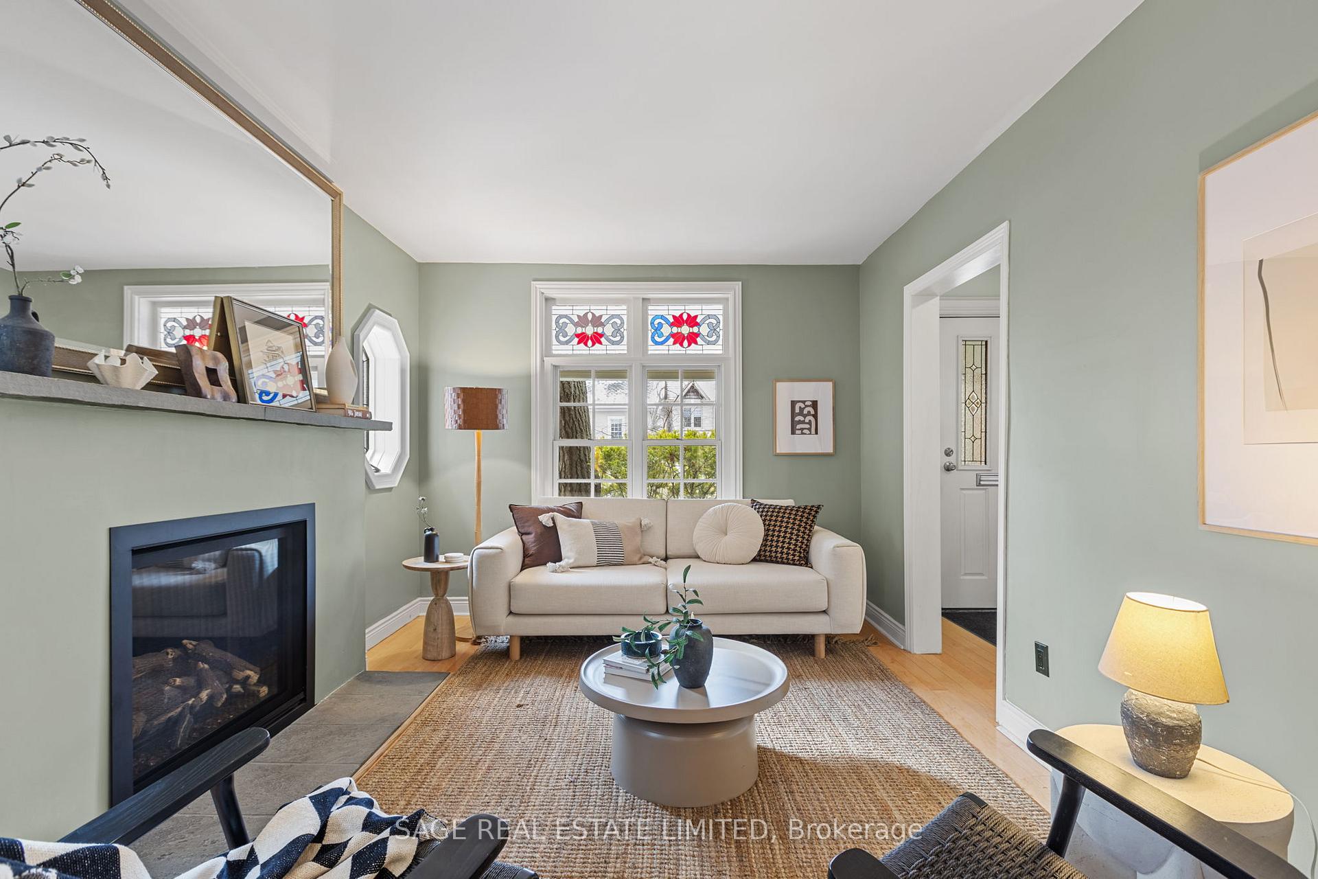 Photo 8 of 197 Willow Avenue, Toronto, The Beaches — HOMEH